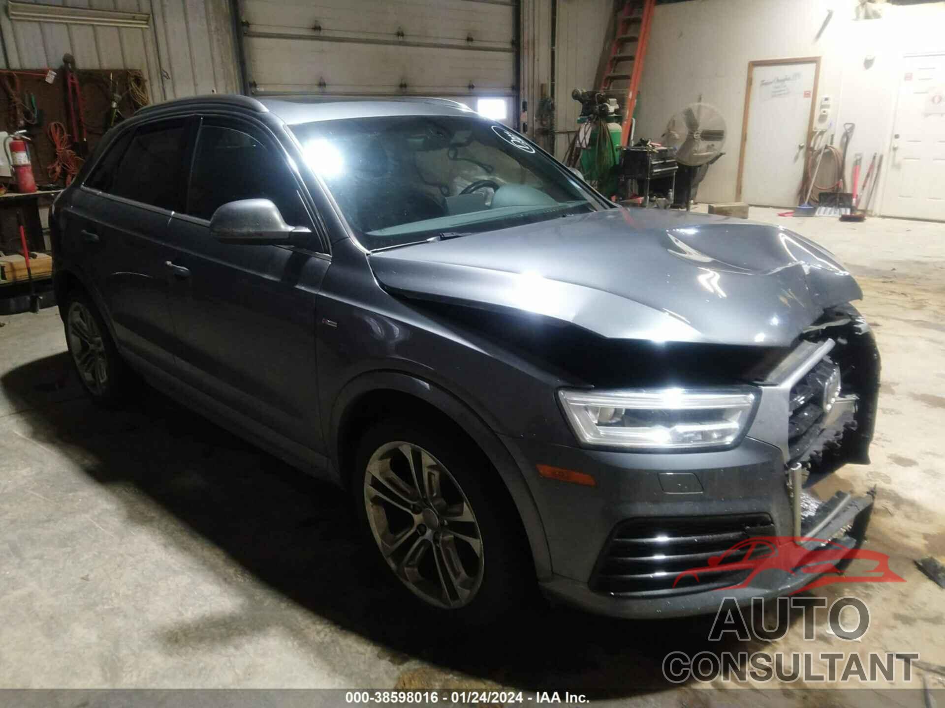 AUDI Q3 2017 - WA1GCCFS2HR013222