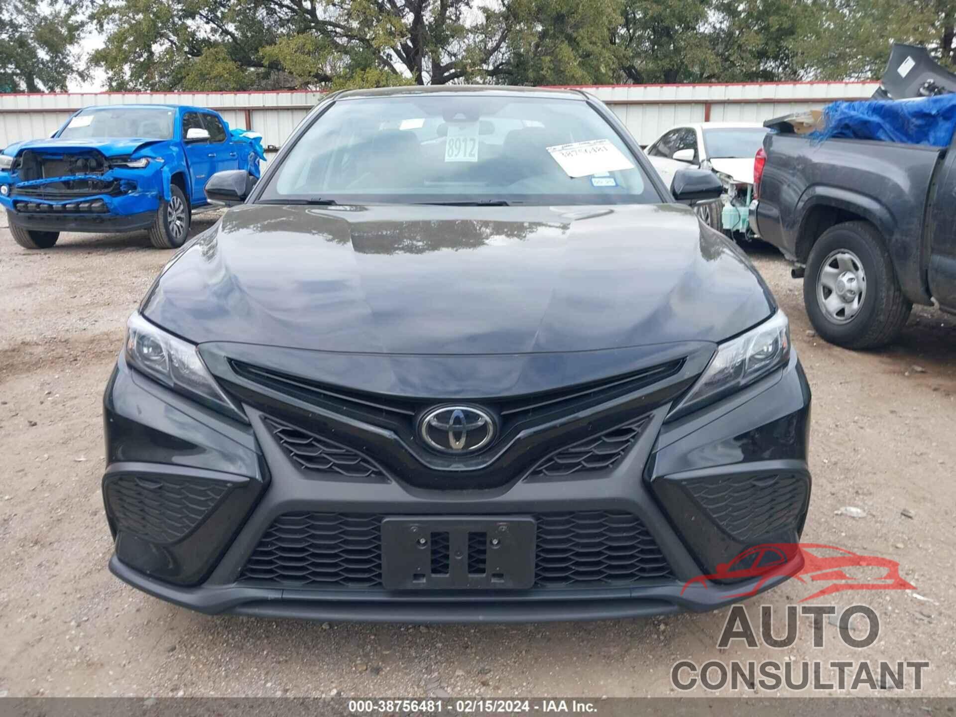 TOYOTA CAMRY 2023 - 4T1G11AK4PU821778