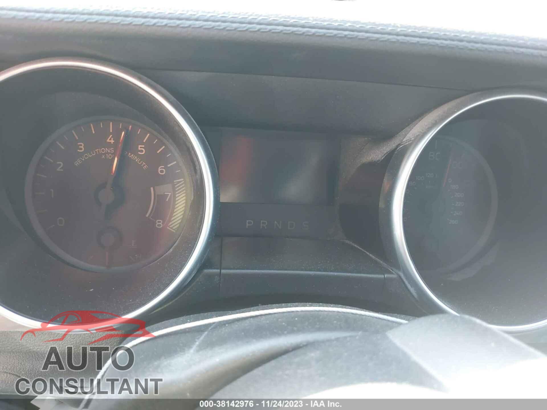 FORD MUSTANG 2020 - 1FATP8UH7L5119829