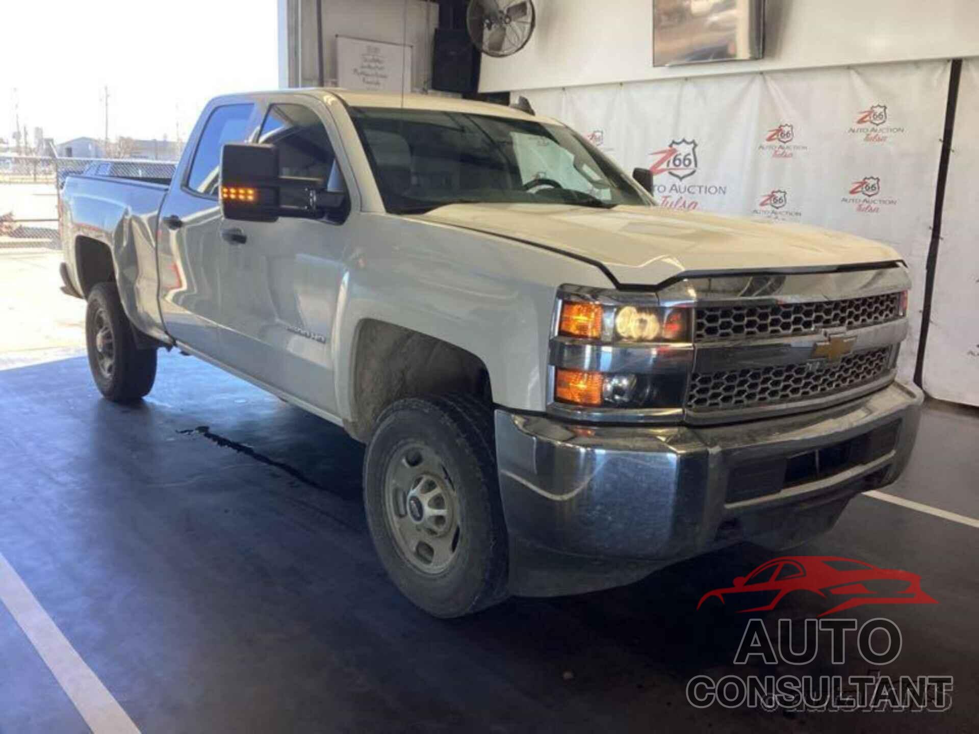 CHEVROLET SILVERADO 2019 - 2GC2KREG0K1177085