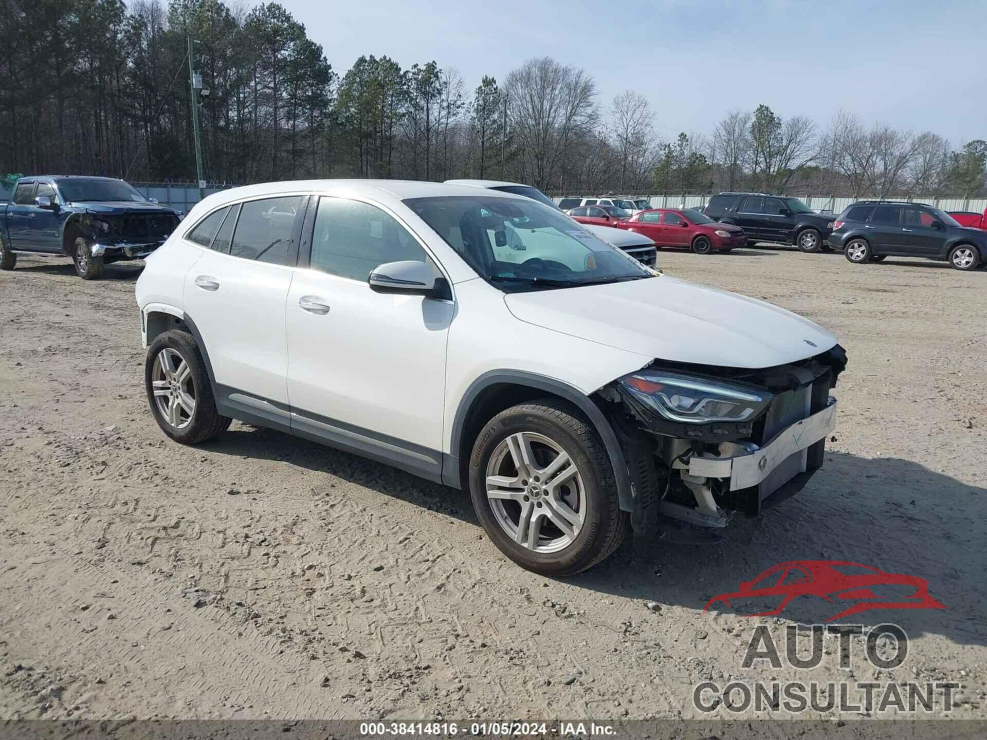 MERCEDES-BENZ GLA 250 2023 - W1N4N4HB4PJ456936