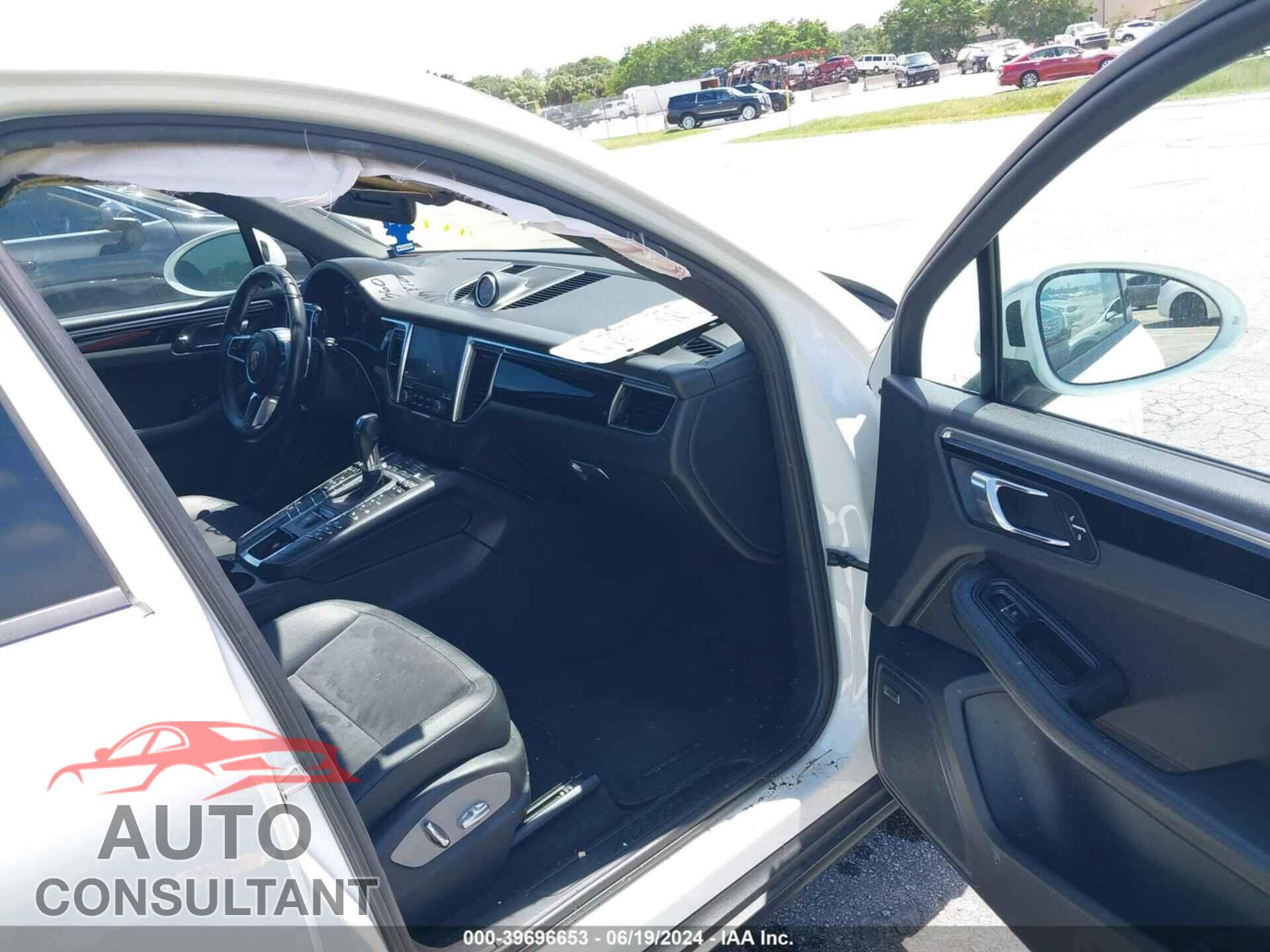 PORSCHE MACAN 2017 - WP1AA2A5XHLB81480