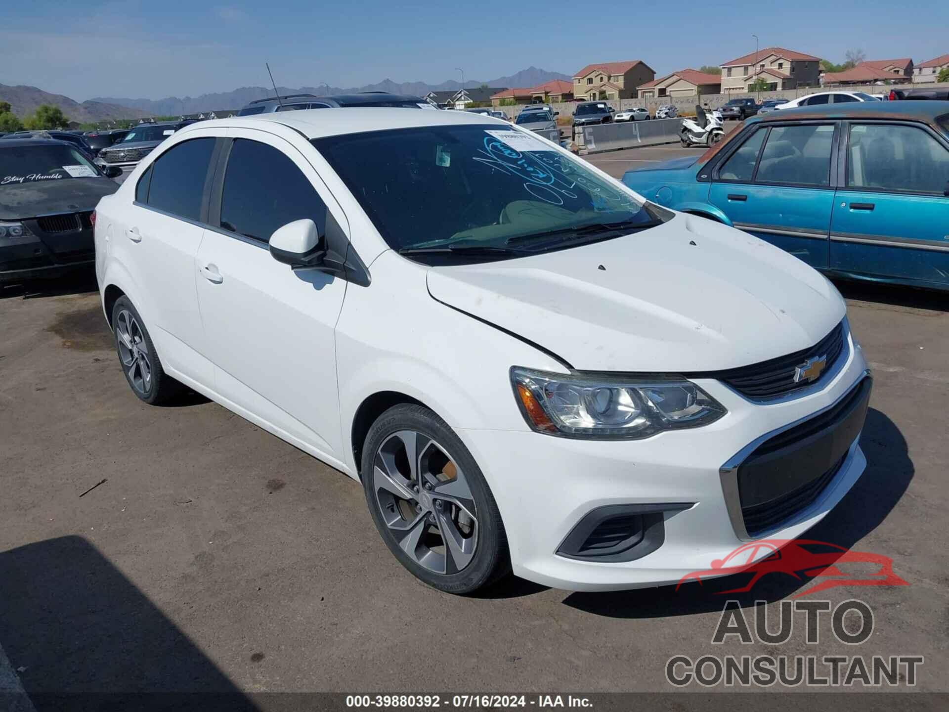 CHEVROLET SONIC 2018 - 1G1JF5SB7J4105569