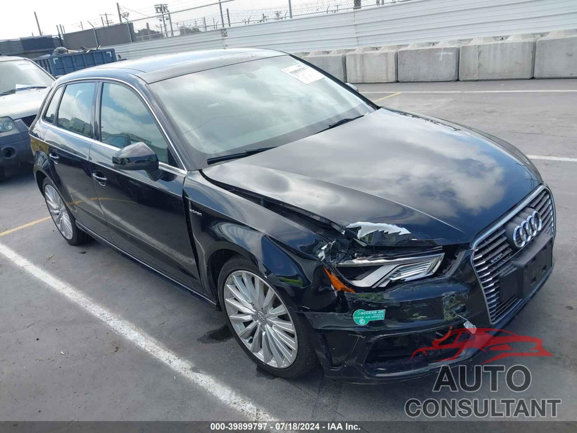 AUDI A3 E-TRON 2016 - WAUTPBFF4GA112558