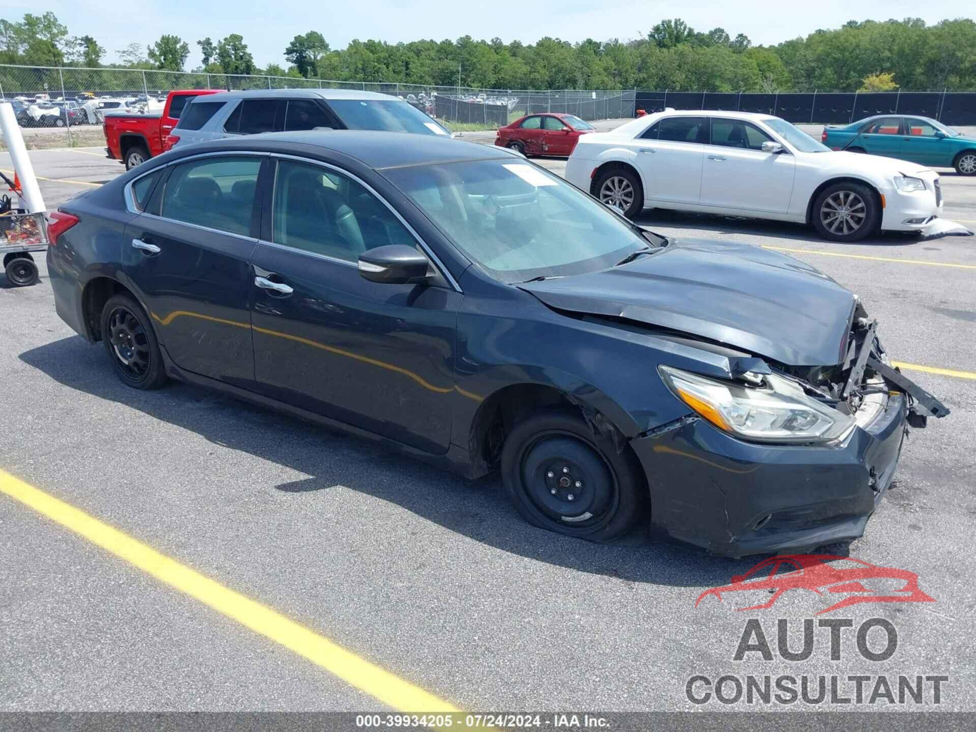 NISSAN ALTIMA 2017 - 1N4AL3AP3HC213159