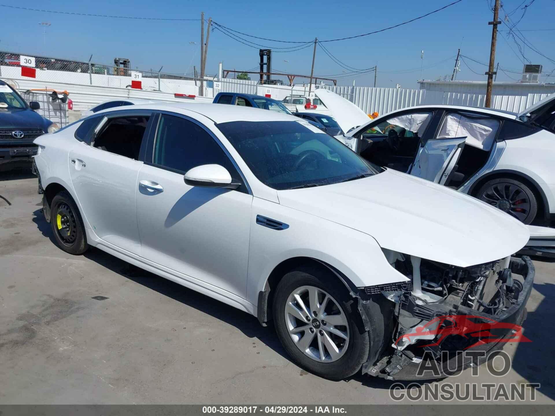 KIA OPTIMA 2018 - 5XXGT4L38JG218092