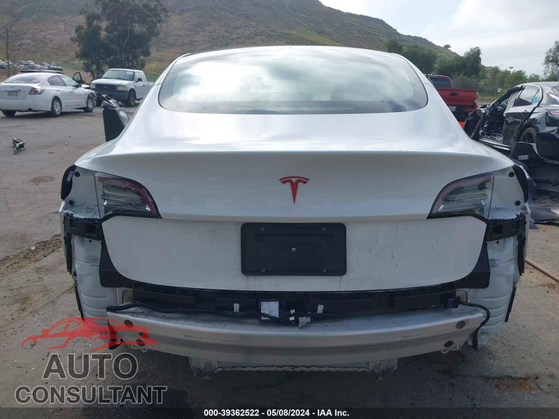 TESLA MODEL 3 2022 - 5YJ3E1EA0NF237294