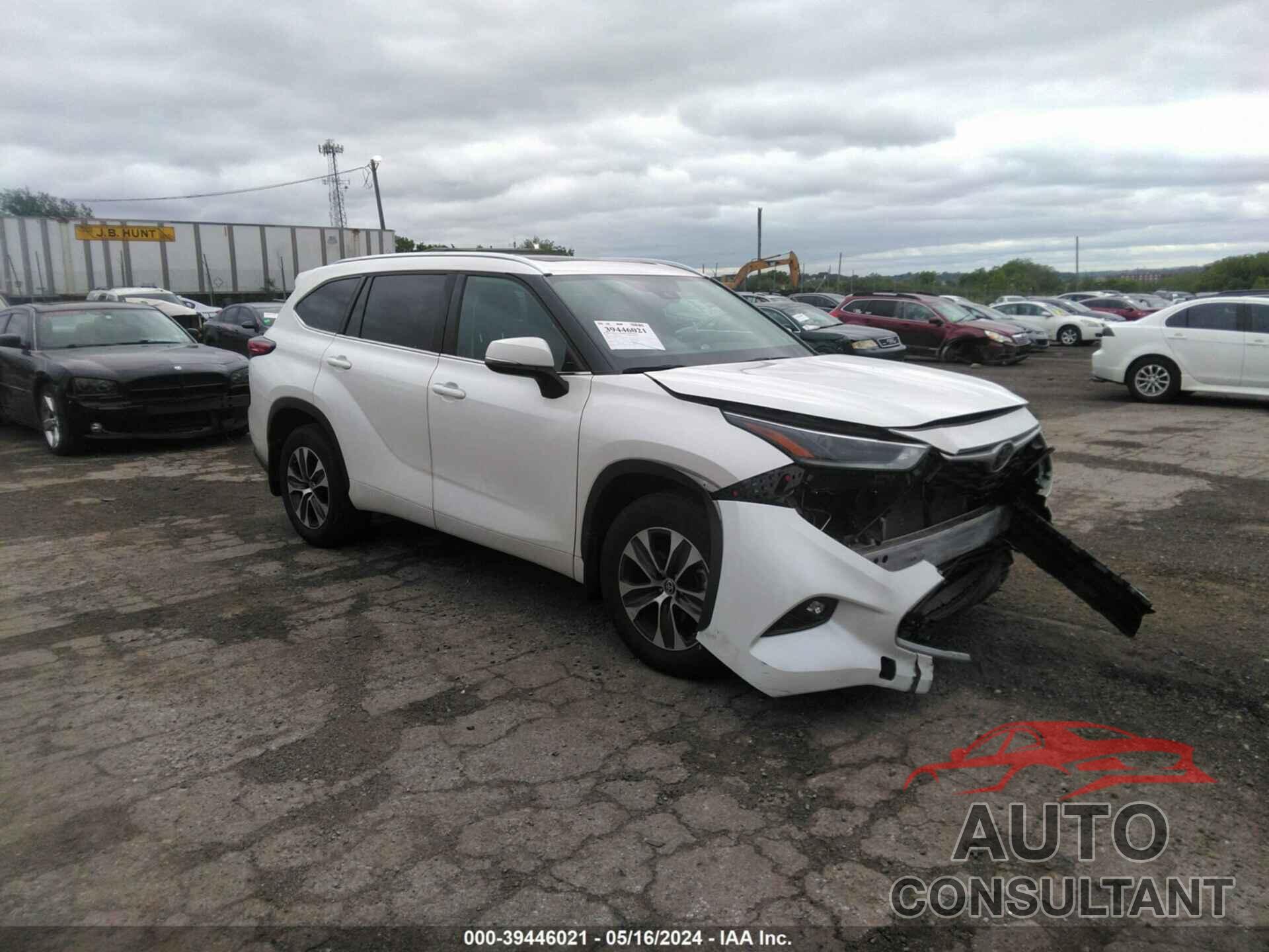 TOYOTA HIGHLANDER 2021 - 5TDGZRBH2MS134538