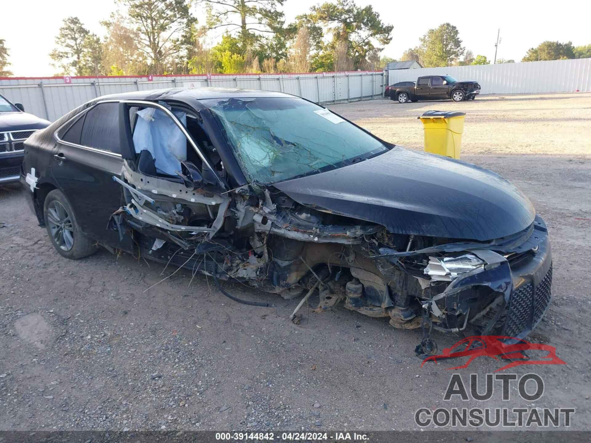 TOYOTA CAMRY 2017 - 4T1BF1FK0HU304757