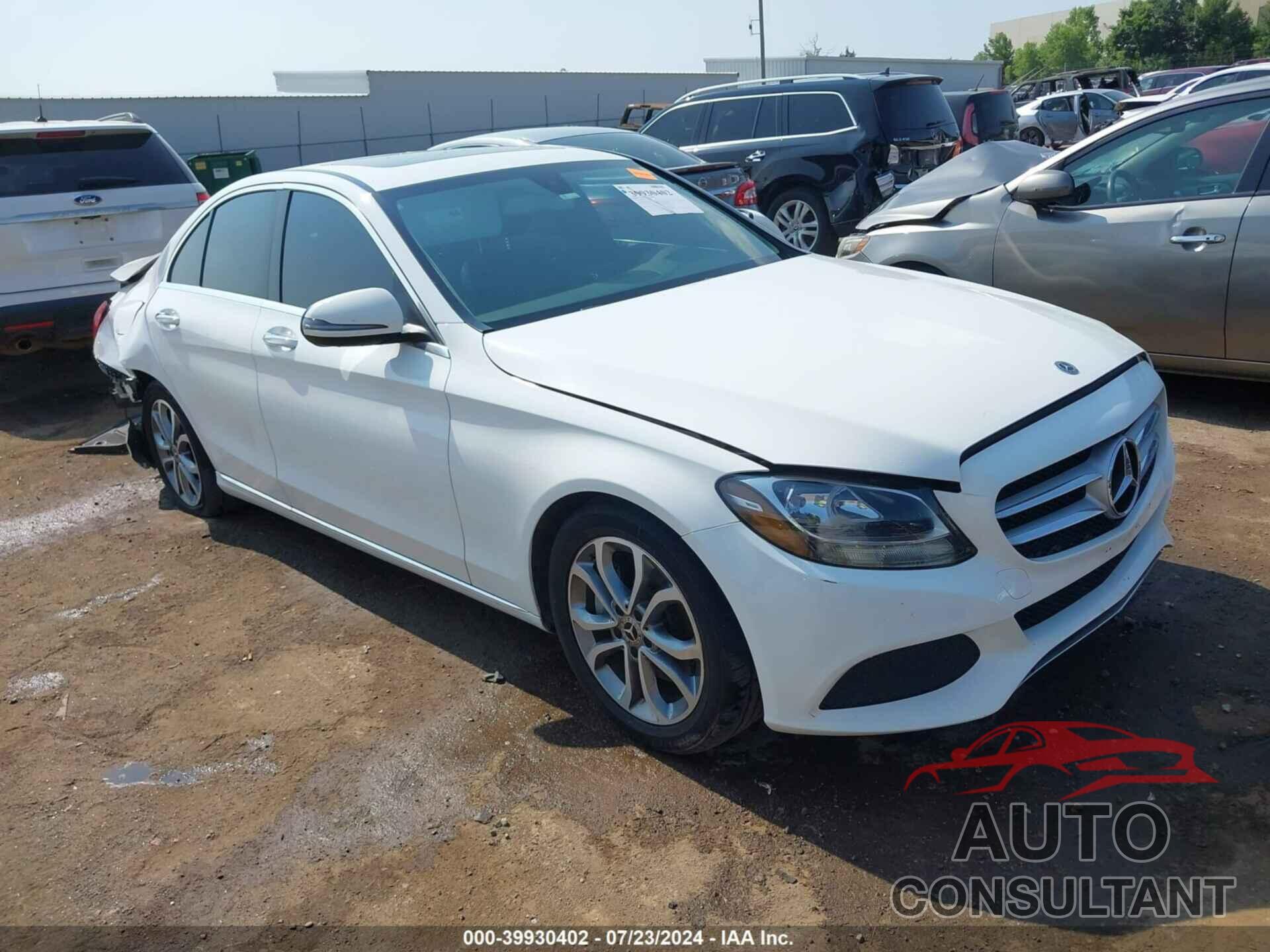 MERCEDES-BENZ C 300 2018 - 55SWF4JB9JU258597