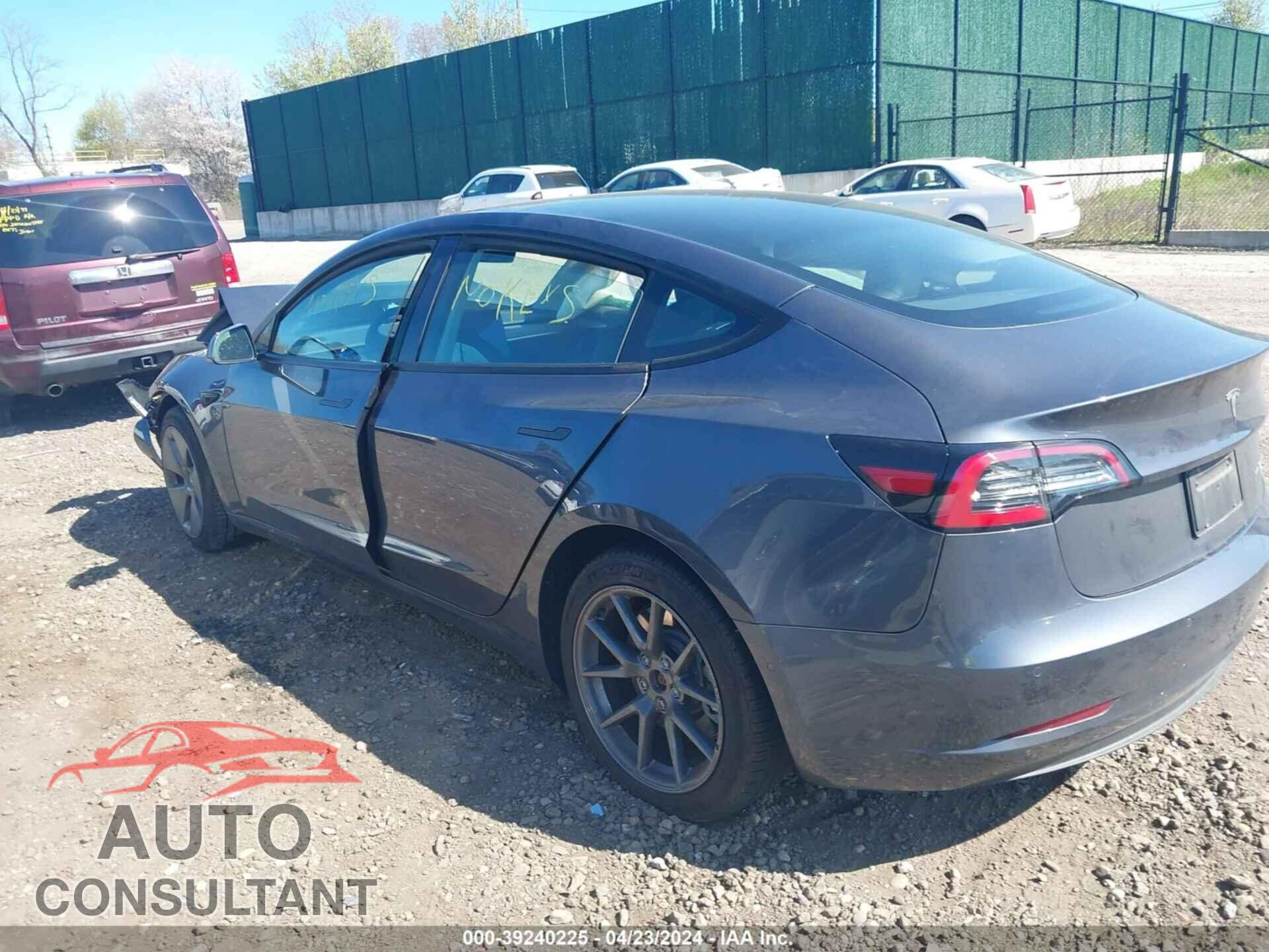 TESLA MODEL 3 2022 - 5YJ3E1EB6NF183976