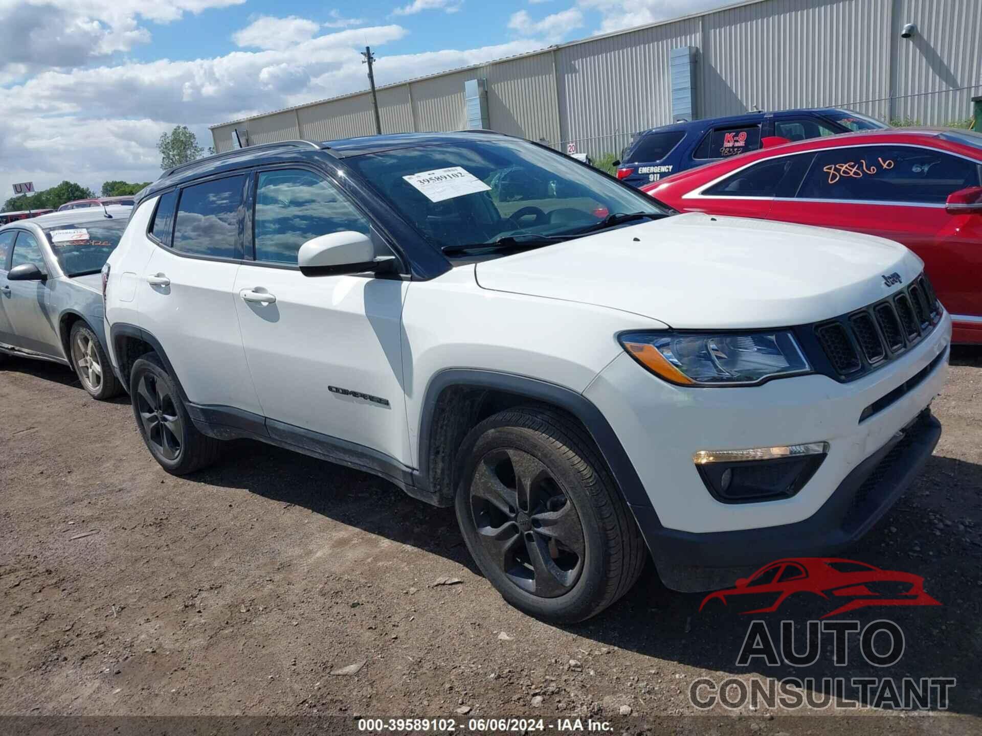 JEEP COMPASS 2018 - 3C4NJDBB4JT320385