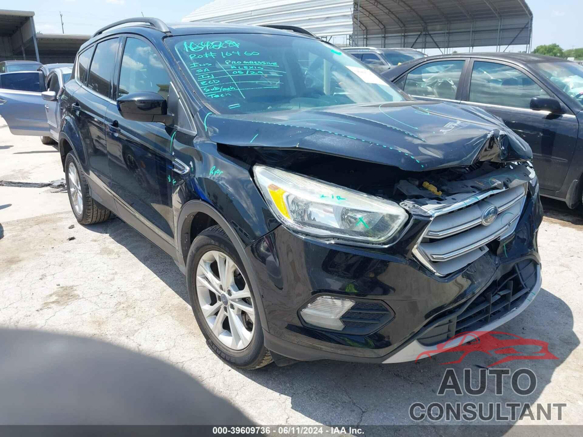 FORD ESCAPE 2018 - 1FMCU9GD7JUA12375