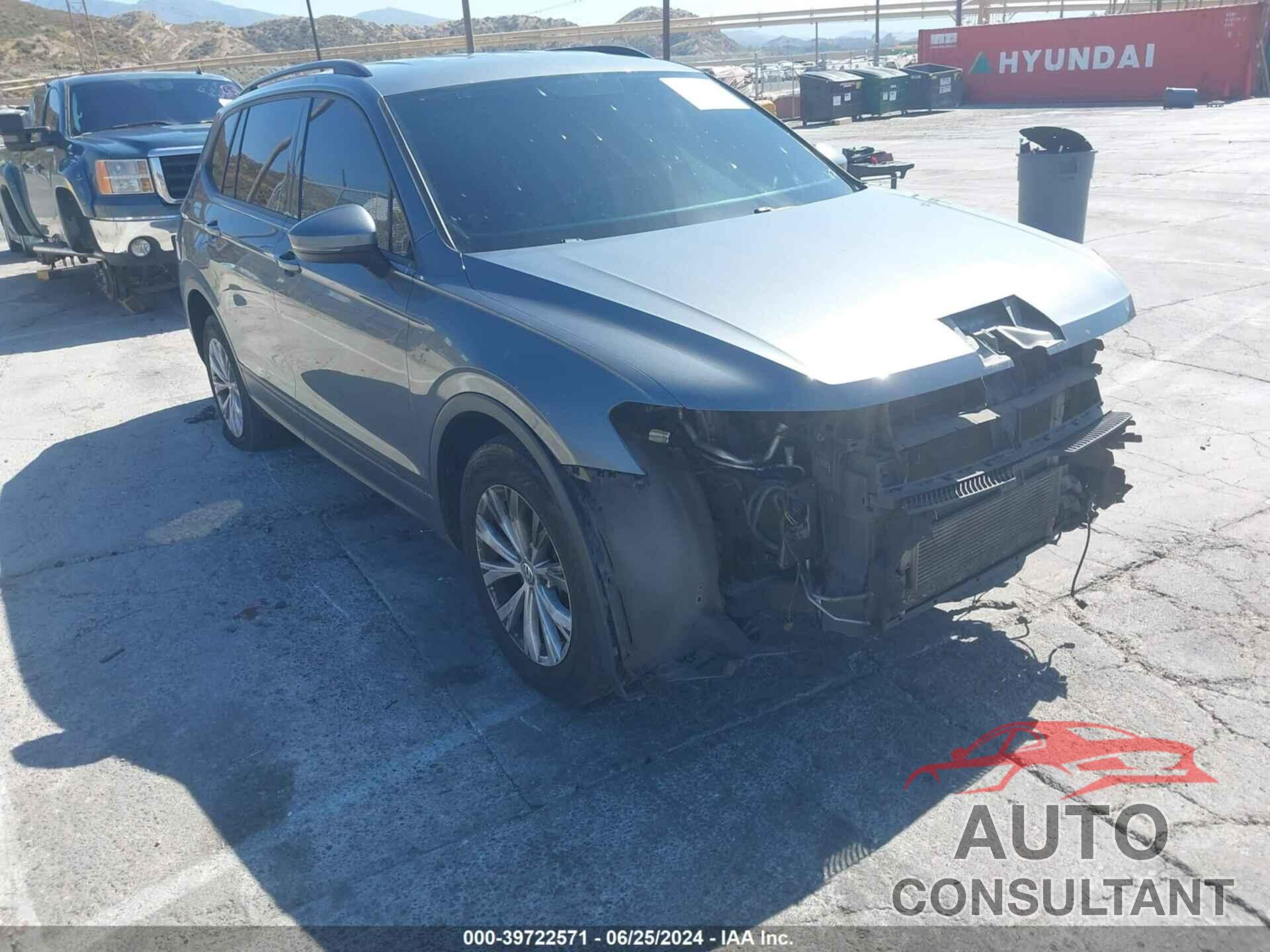 VOLKSWAGEN TIGUAN 2018 - 3VV0B7AX8JM029163