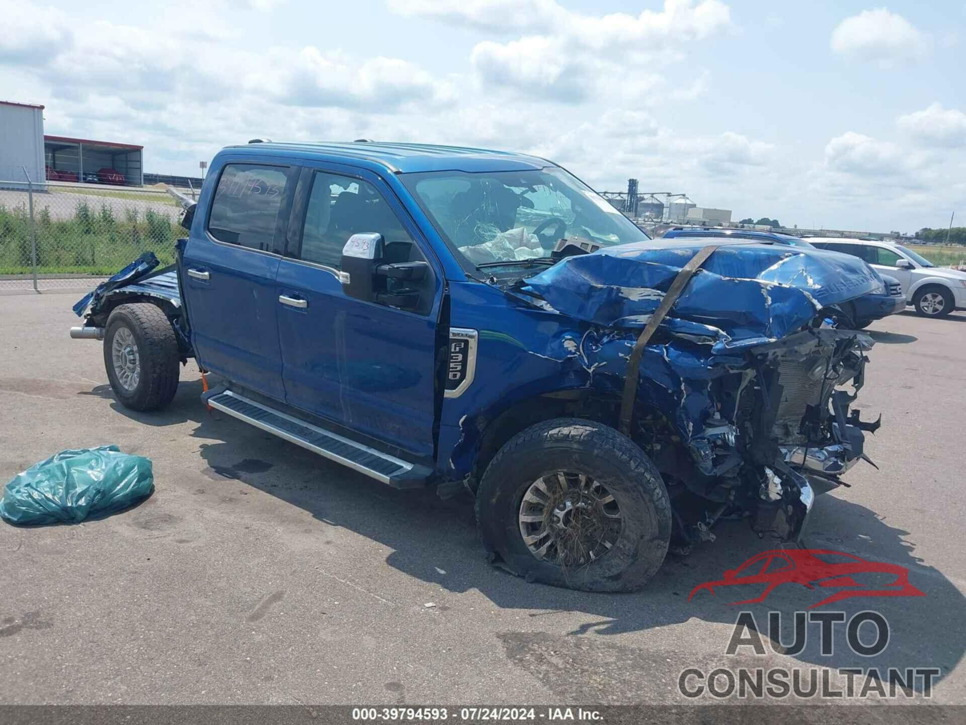 FORD F-350 2022 - 1FT8W3BN5NEE57568