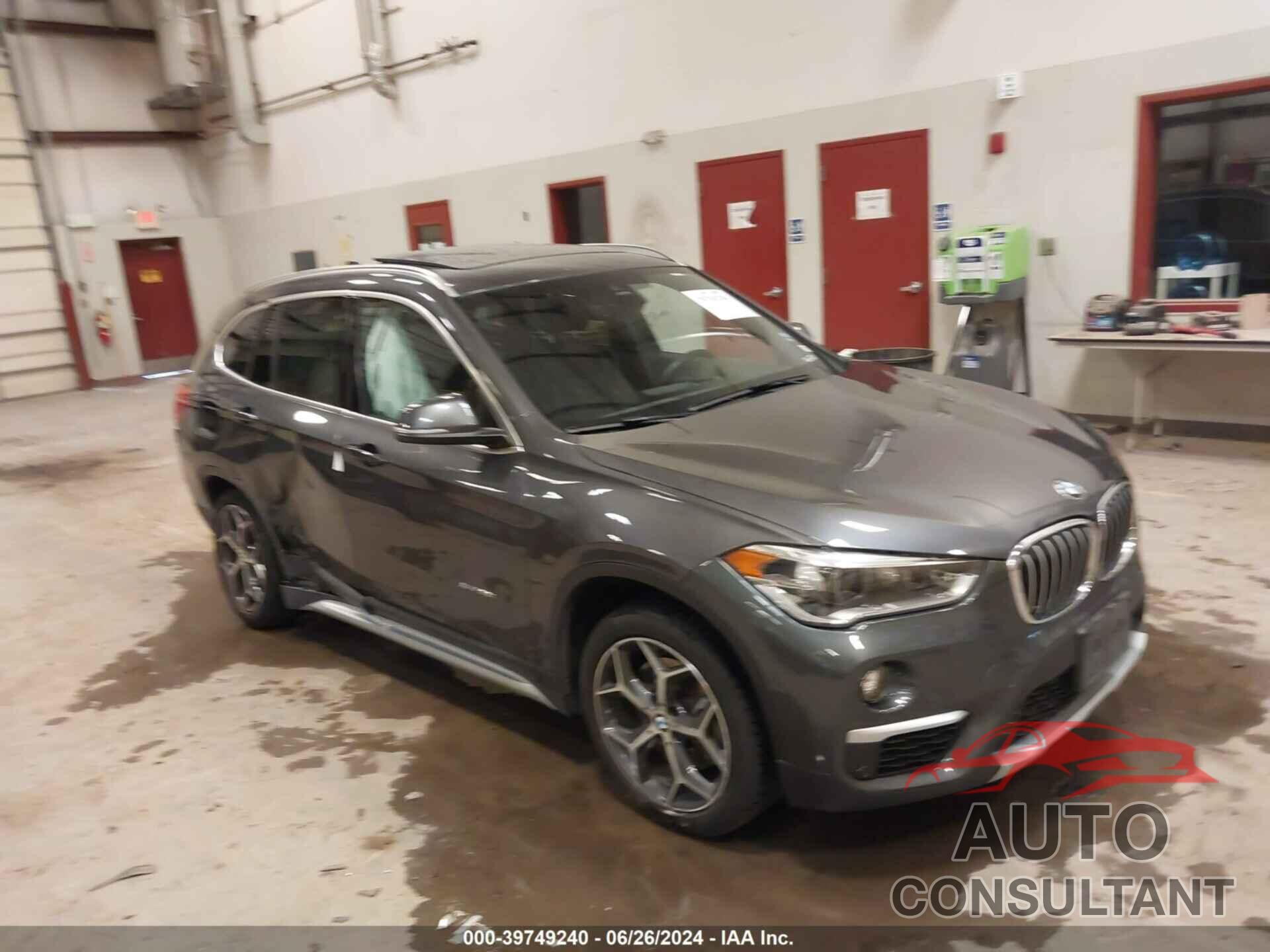 BMW X1 2017 - WBXHT3Z31H4A64972