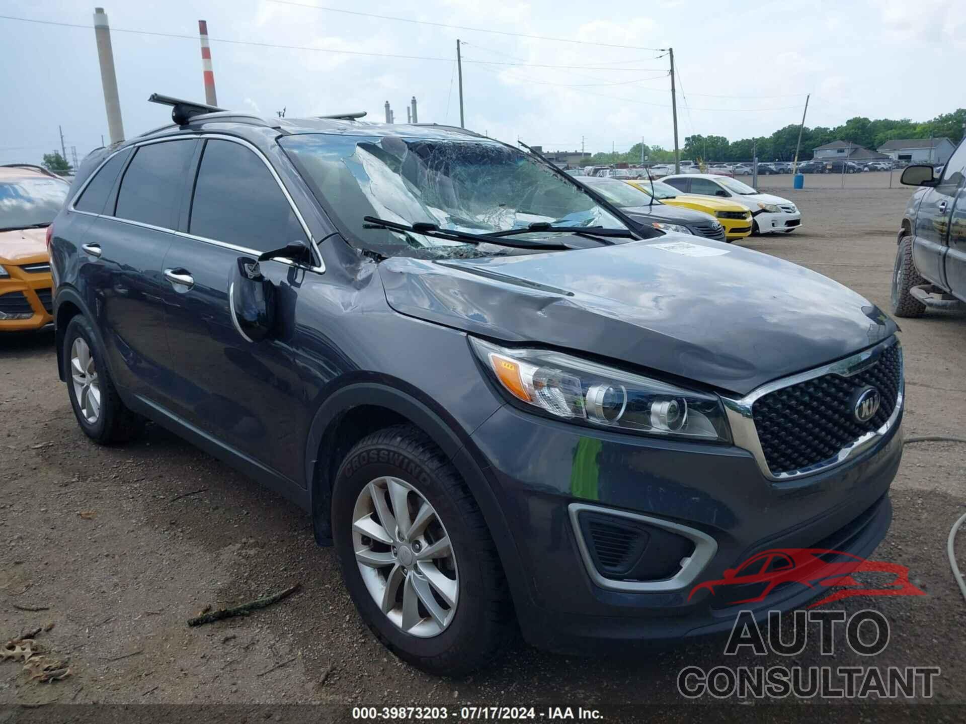 KIA SORENTO 2017 - 5XYPG4A31HG272895