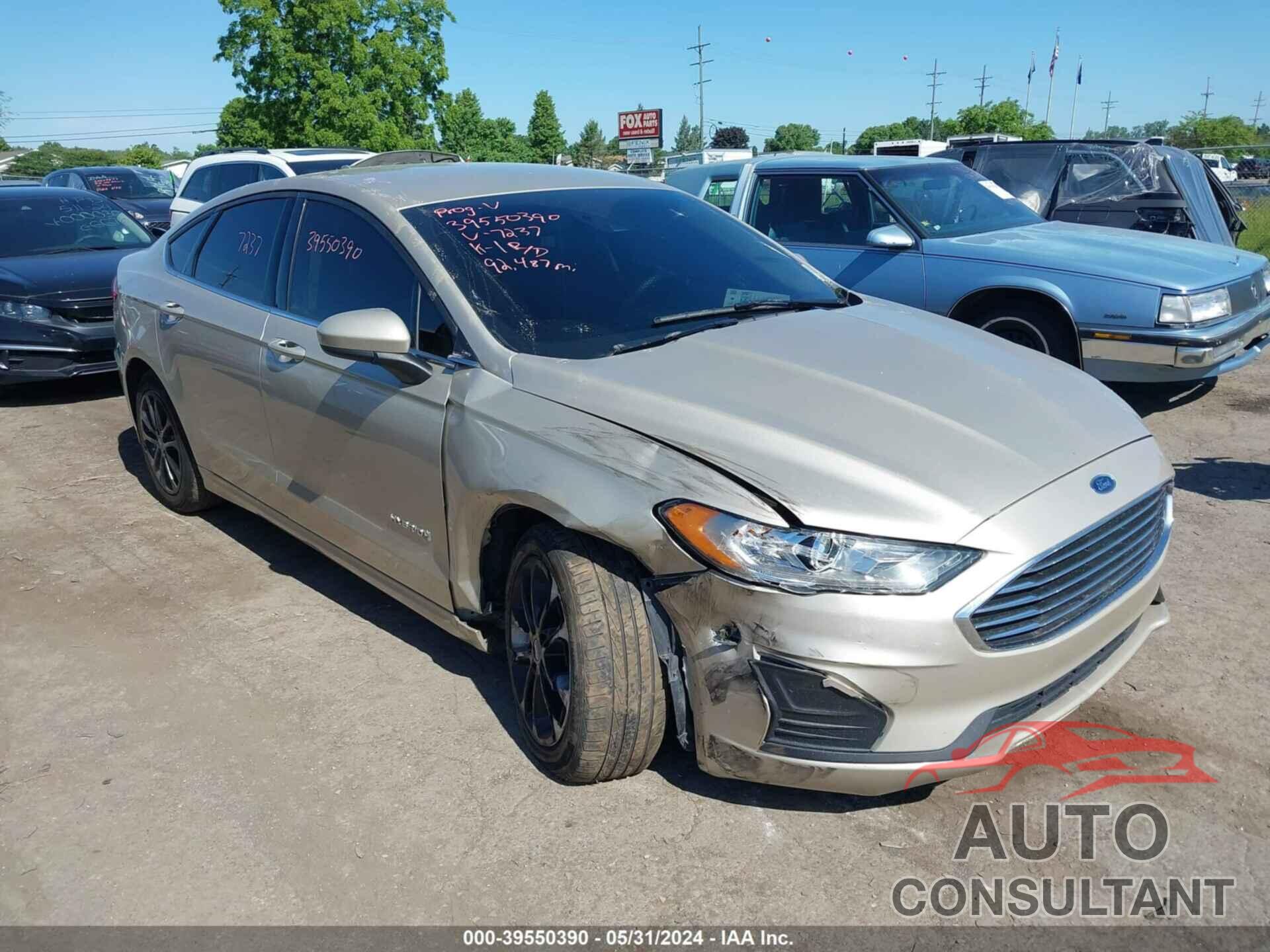 FORD FUSION HYBRID 2019 - 3FA6P0LU8KR197237