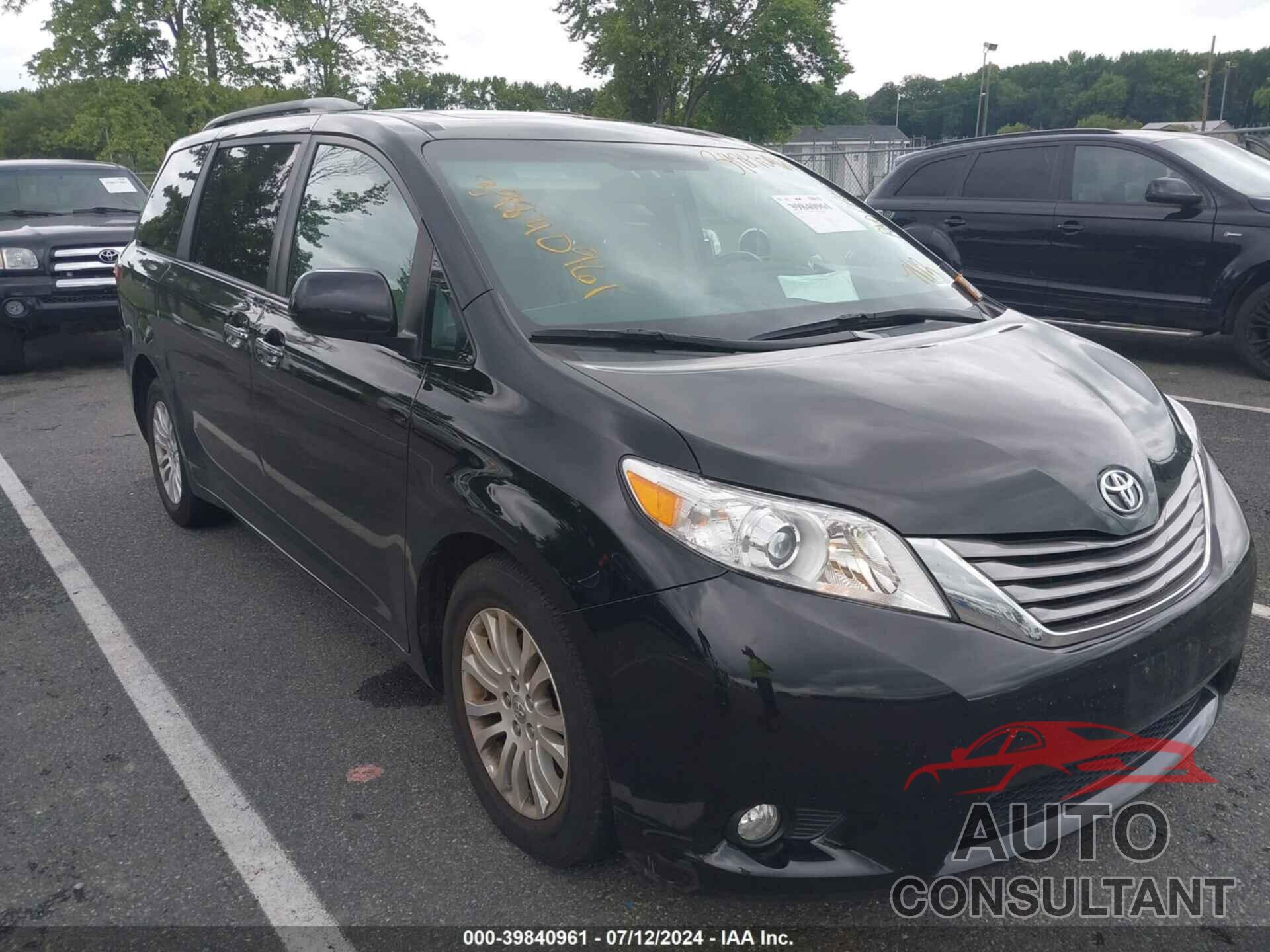 TOYOTA SIENNA 2016 - 5TDYK3DC8GS696472