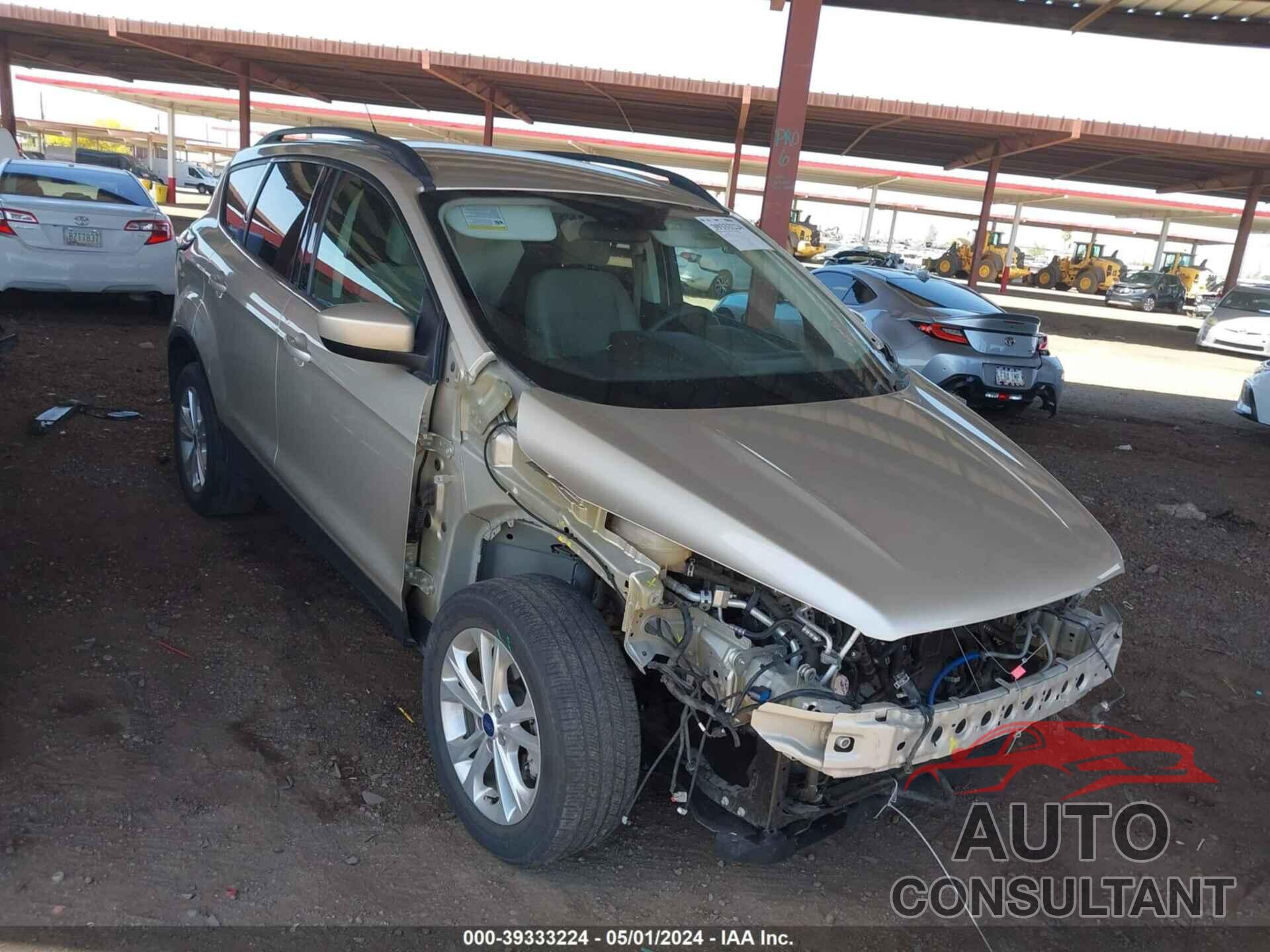FORD ESCAPE 2017 - 1FMCU0GD0HUE97092