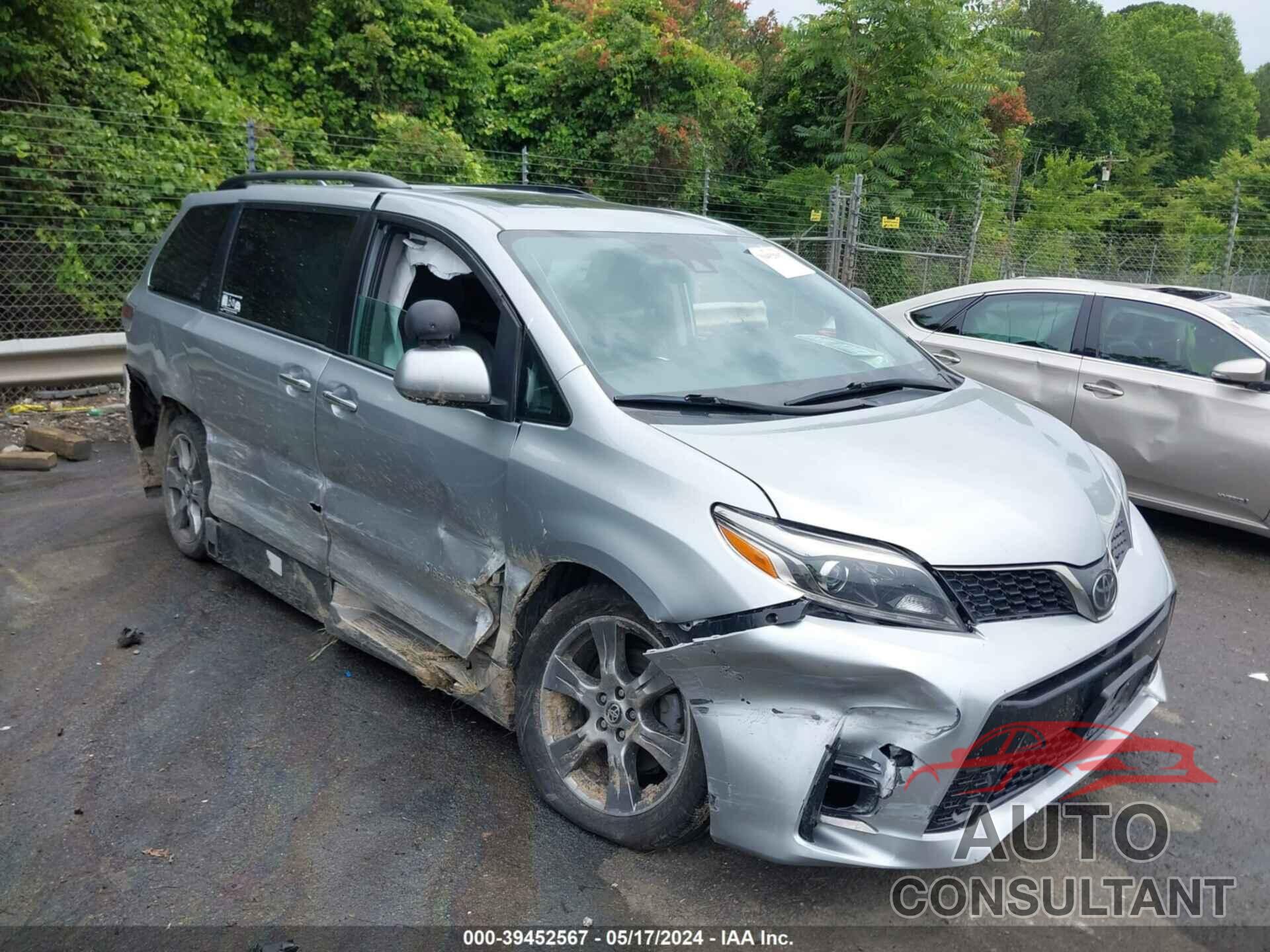 TOYOTA SIENNA 2019 - 5TDXZ3DC3KS967597