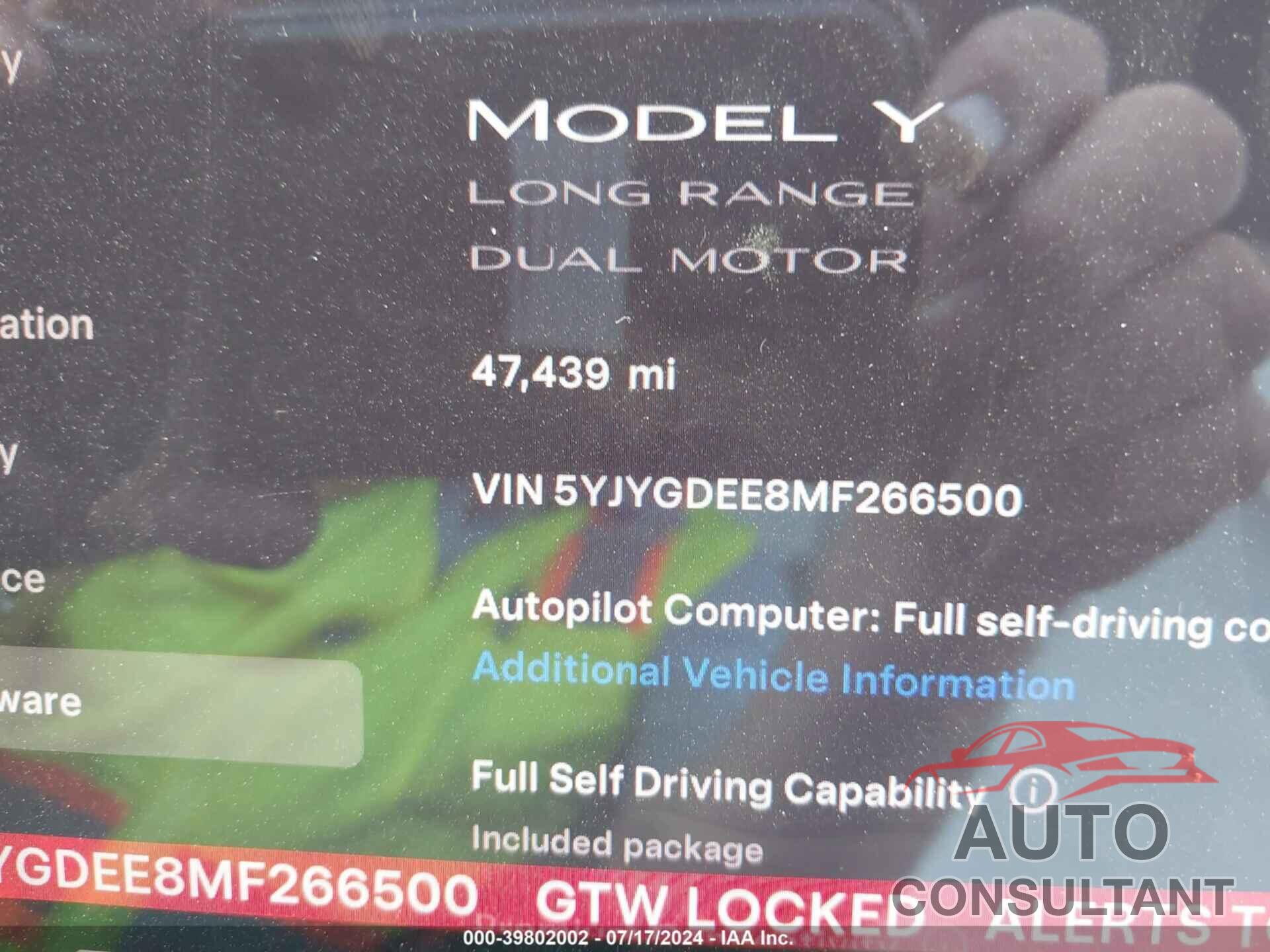 TESLA MODEL Y 2021 - 5YJYGDEE8MF266500