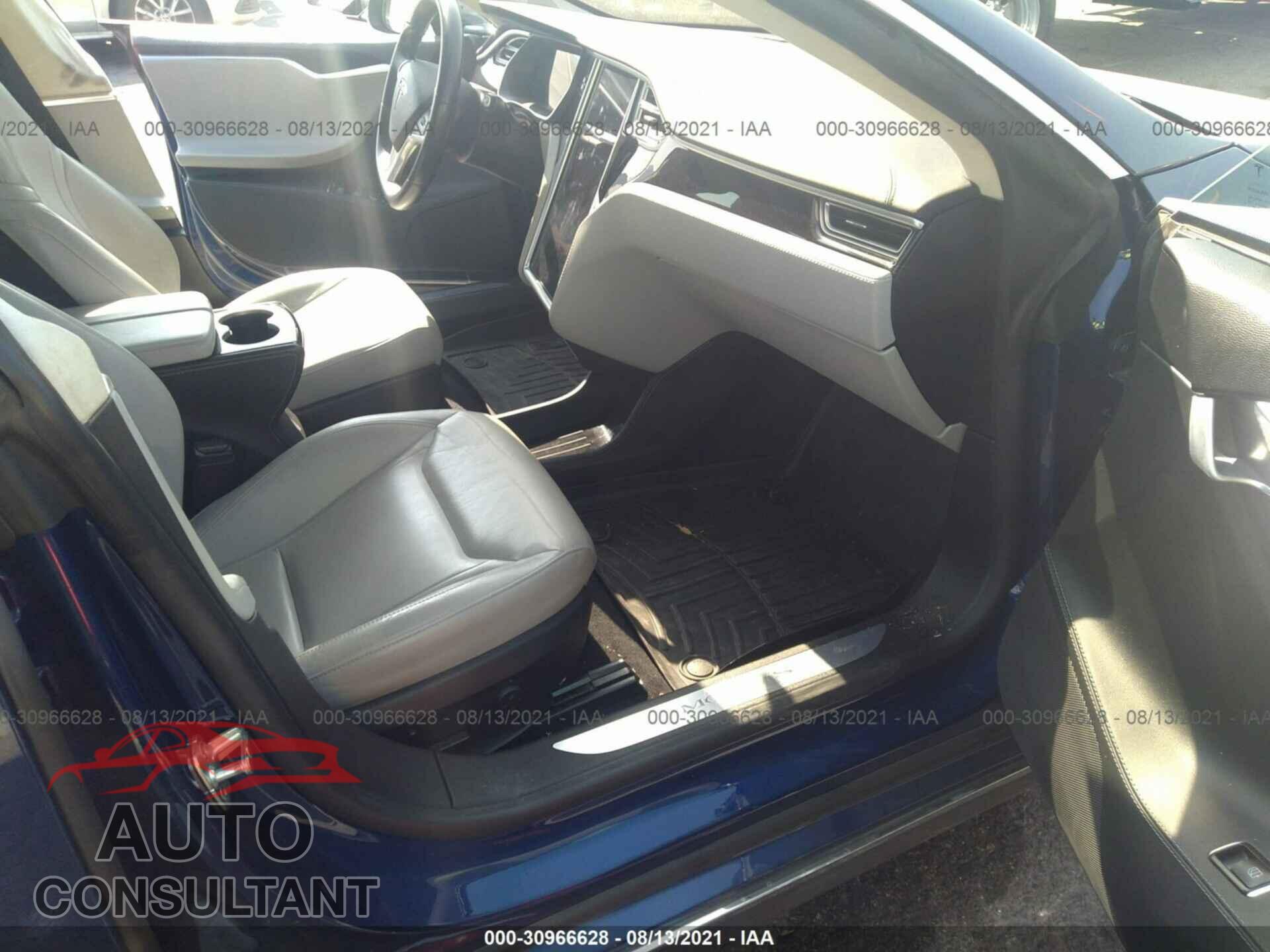 TESLA MODEL S 2015 - 5YJSA1E19FF114277