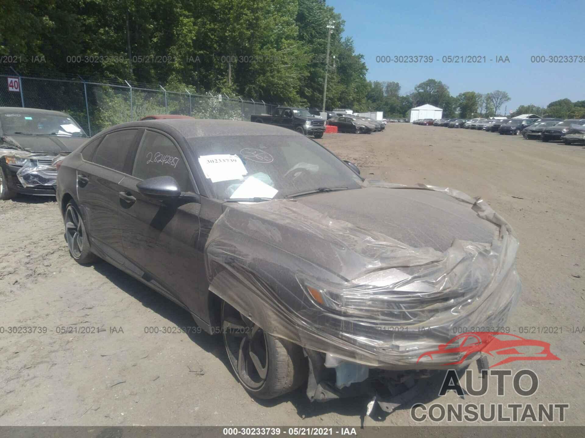 HONDA ACCORD SEDAN 2018 - 1HGCV2F38JA018562