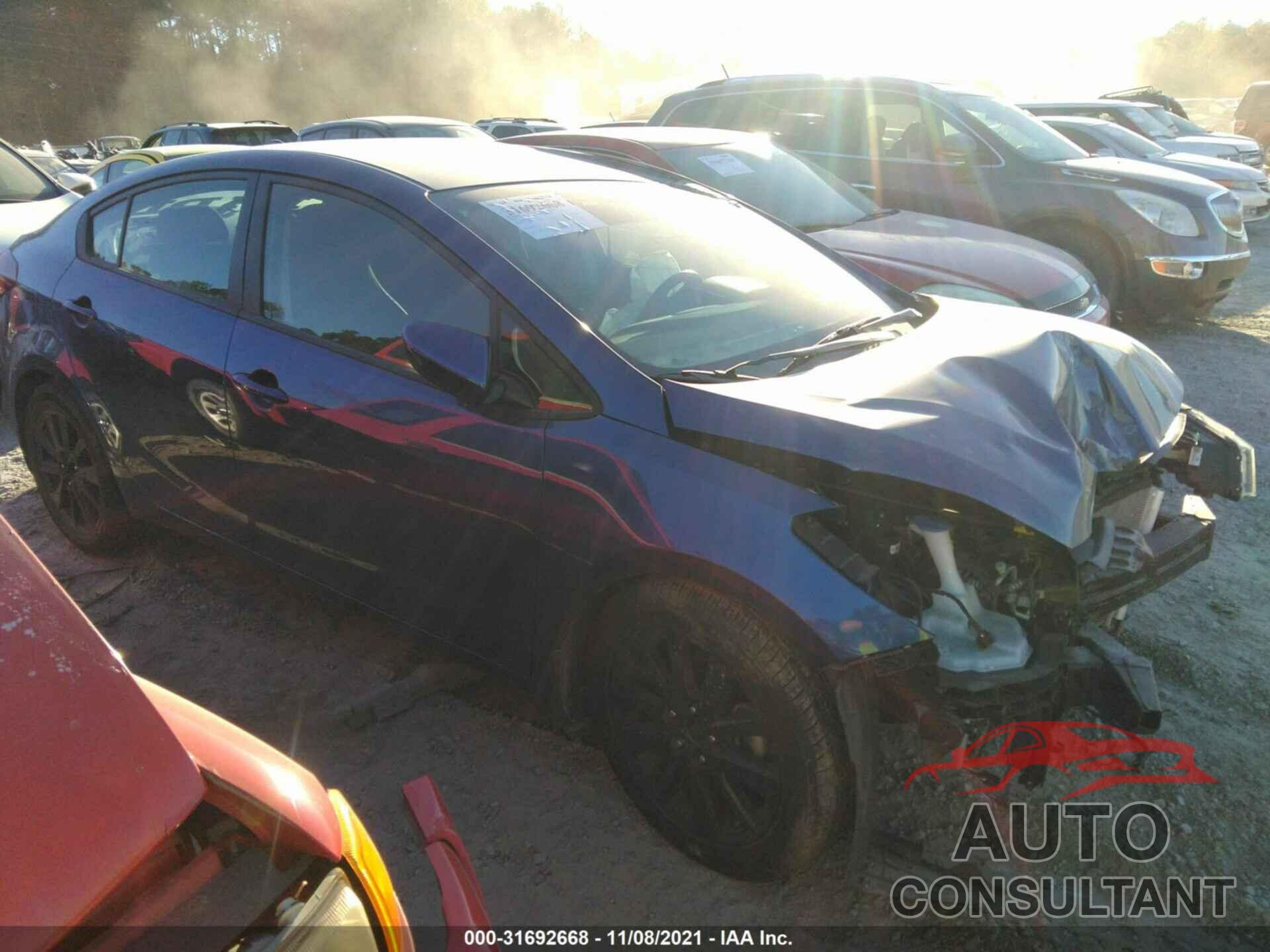 KIA FORTE 2018 - 3KPFK4A75JE284757