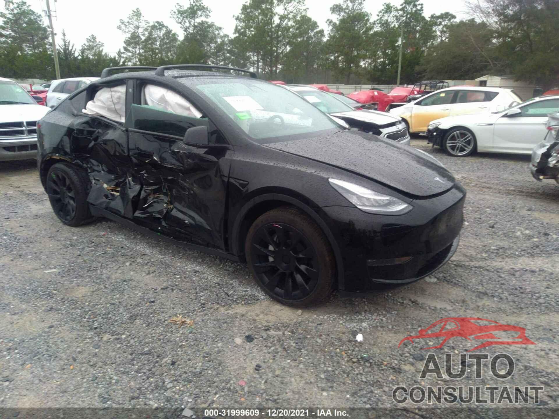 TESLA MODEL Y 2020 - 5YJYGDEE2LF019021
