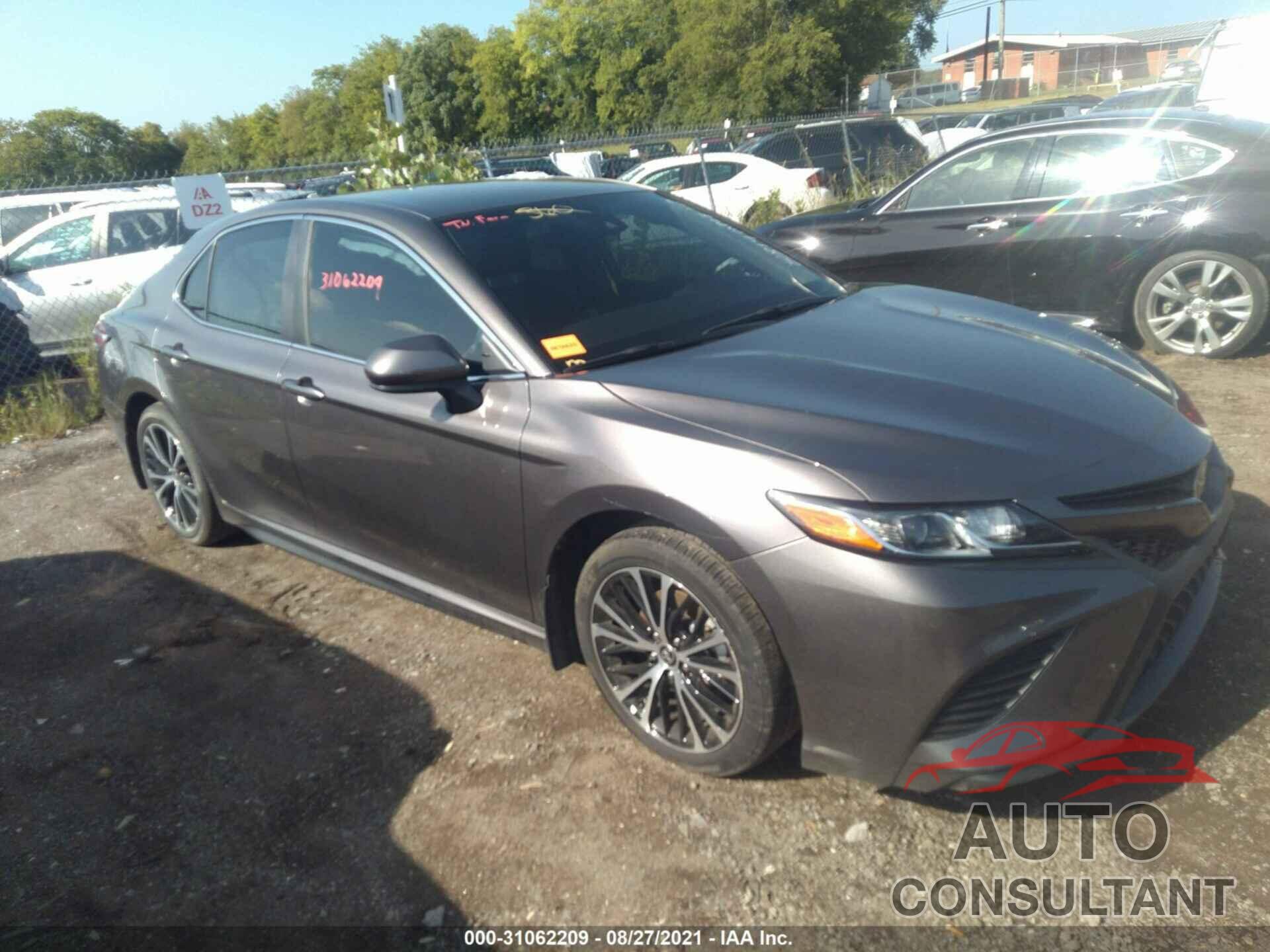 TOYOTA CAMRY 2020 - 4T1G11AK9LU378814