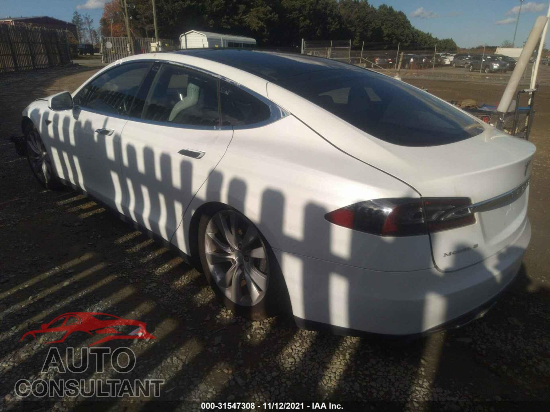 TESLA MODEL S 2016 - 5YJSA1E21GF128538