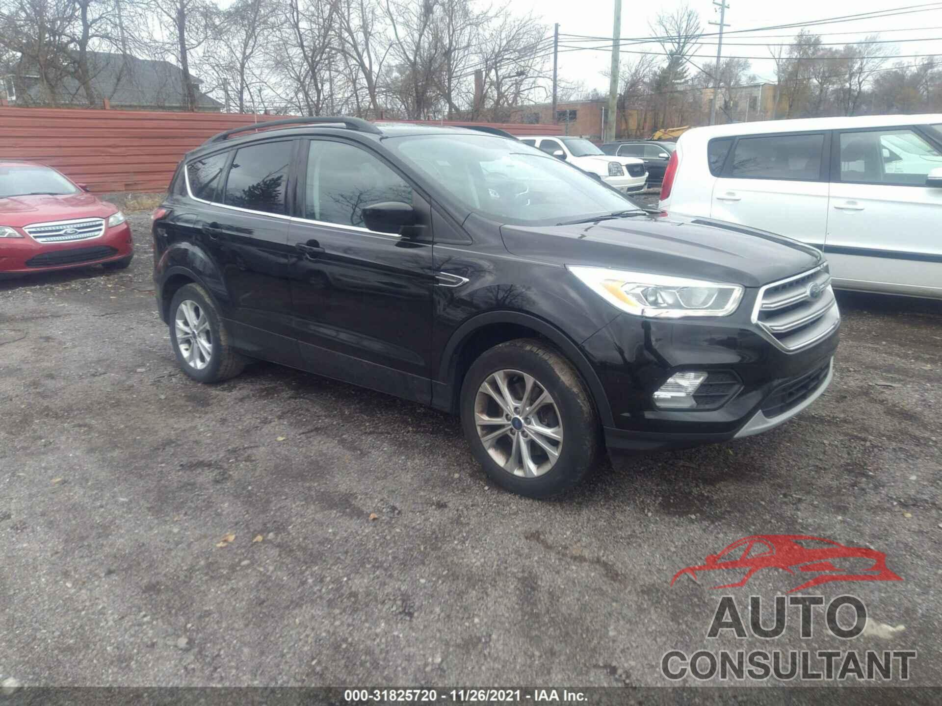 FORD ESCAPE 2017 - 1FMCU0G93HUB59682