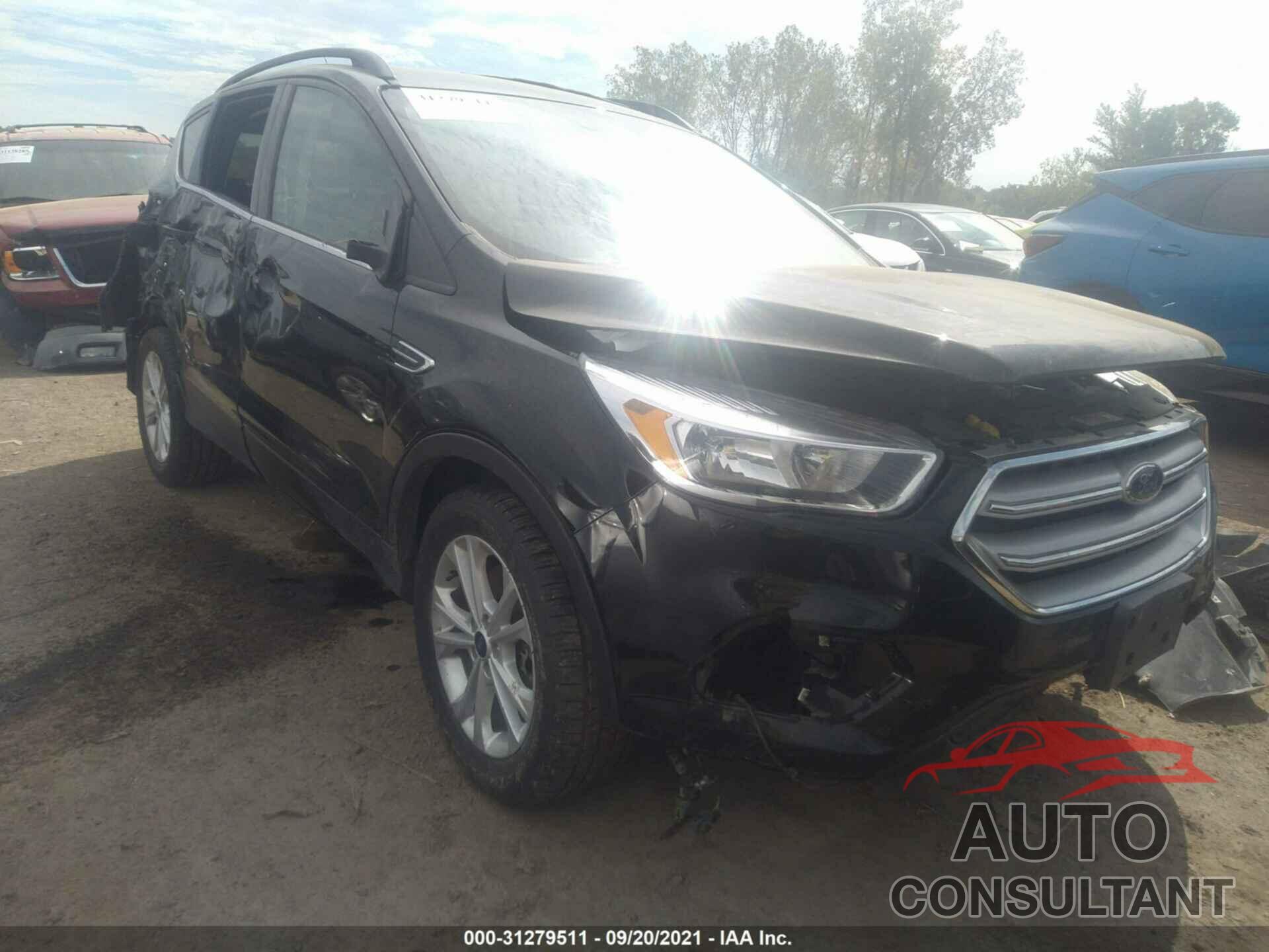 FORD ESCAPE 2018 - 1FMCU9GD9JUD35049