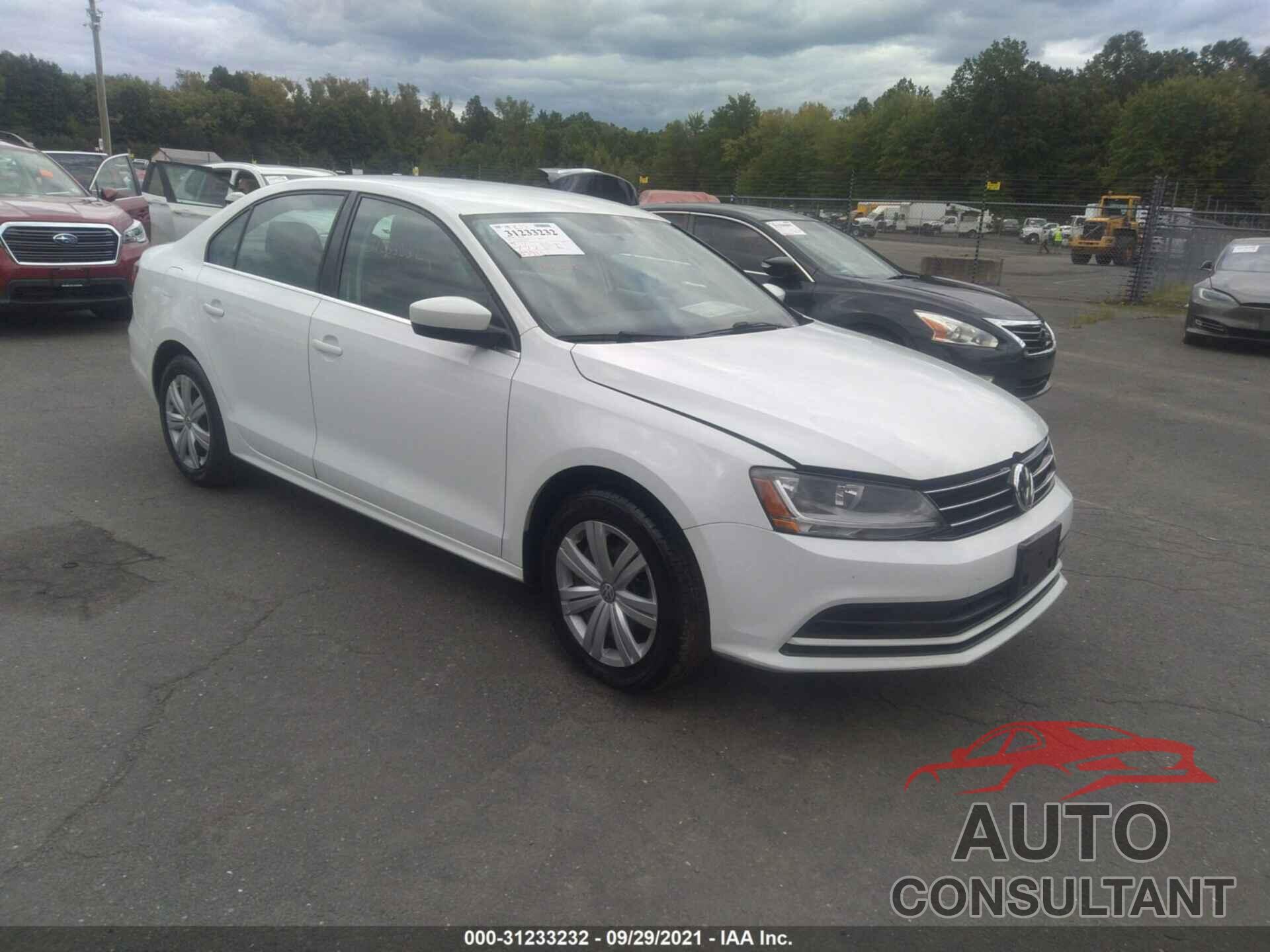 VOLKSWAGEN JETTA 2017 - 3VW2B7AJXHM398164