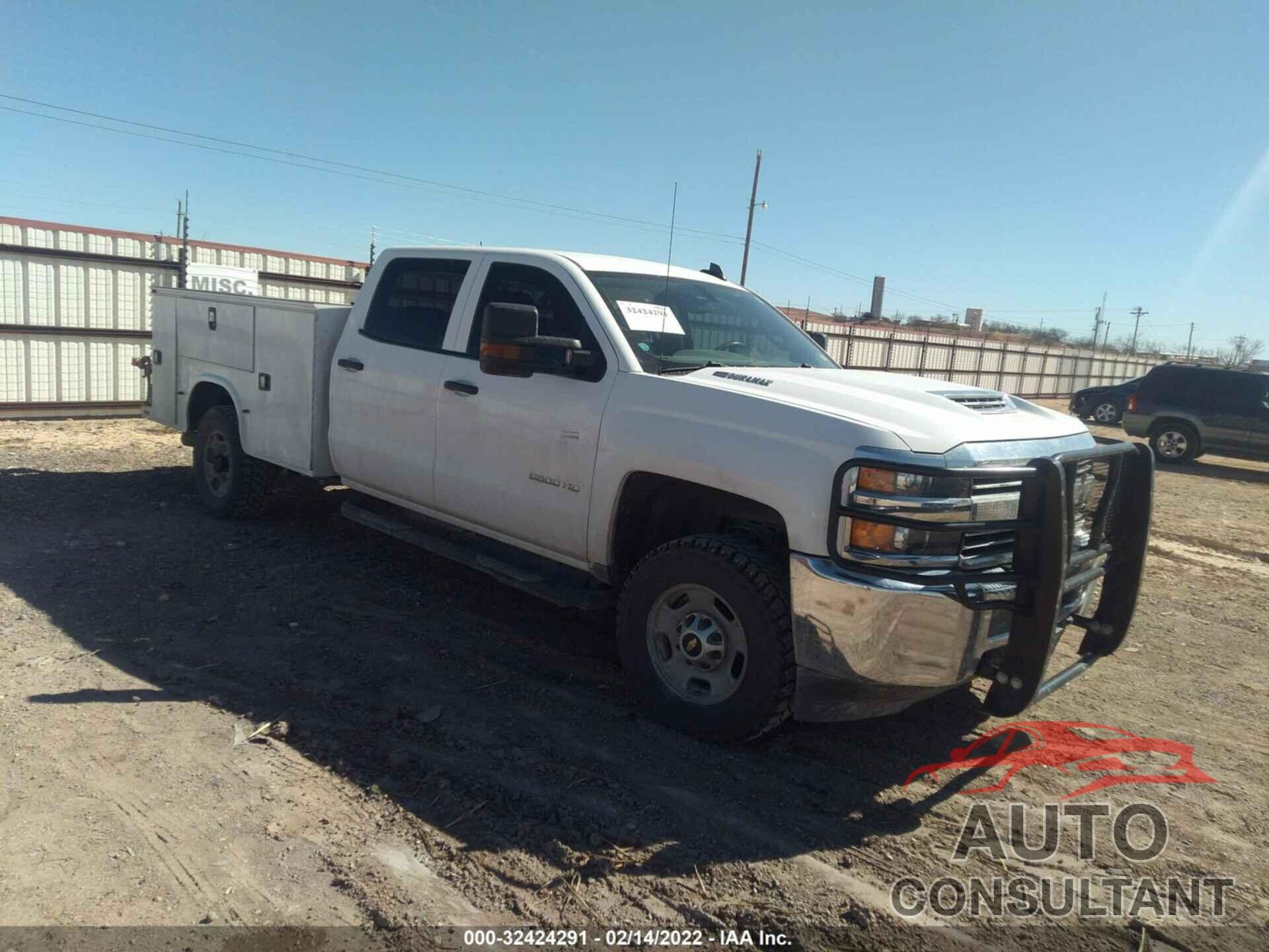 CHEVROLET SILVERADO 2500HD 2018 - 1GC1KUEY5JF120721