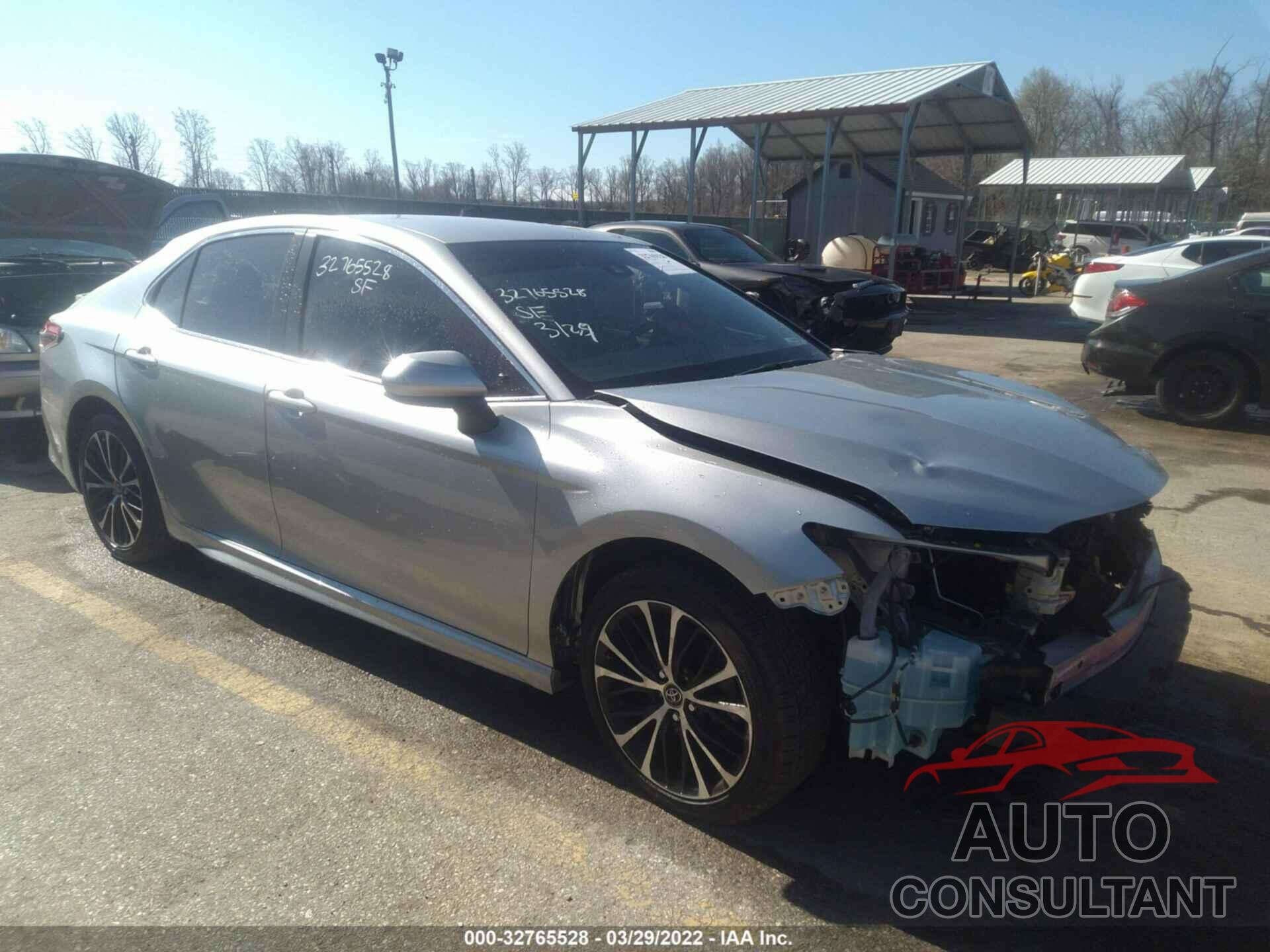 TOYOTA CAMRY 2018 - JTNB11HK5J3021200