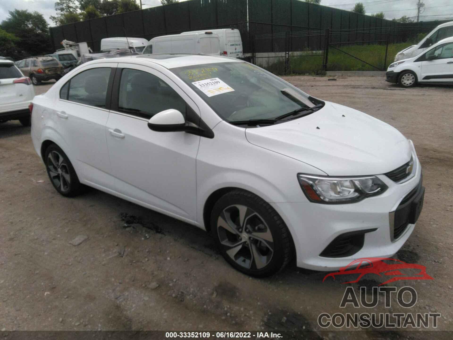 CHEVROLET SONIC 2020 - 1G1JF5SB3L4115096