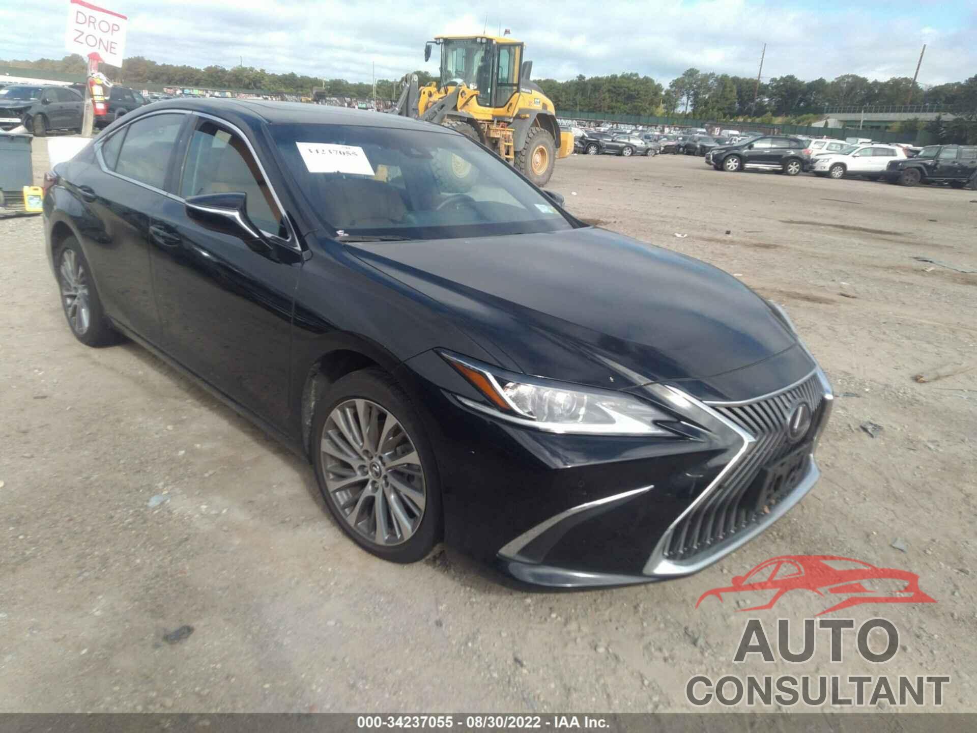 LEXUS ES 2020 - 58ADZ1B15LU053314