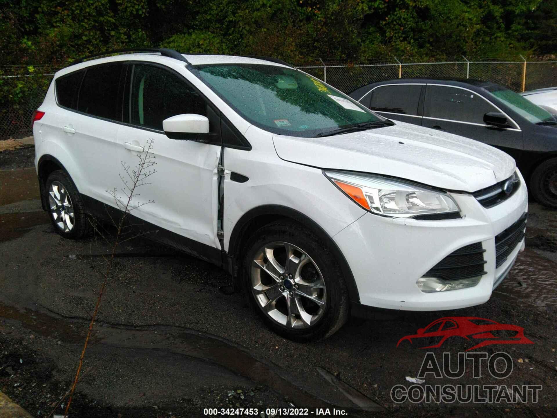 FORD ESCAPE 2016 - 1FMCU9G90GUC16326