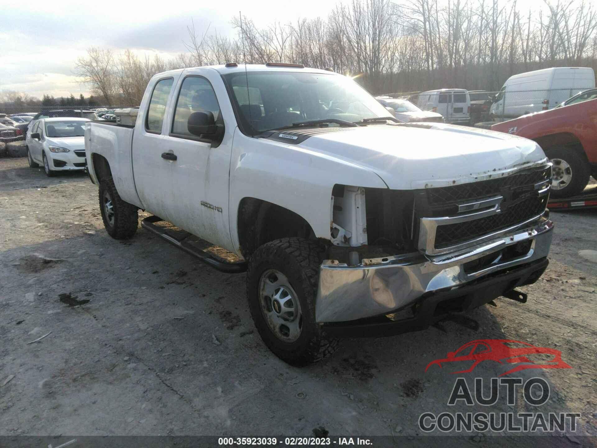 CHEVROLET SILVERADO 2500HD 2011 - 1GC2KVCG1BZ399931