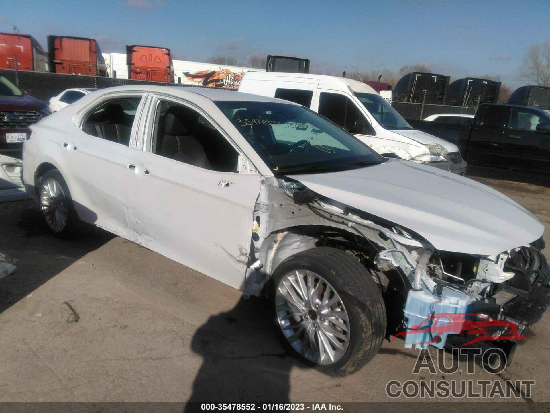 TOYOTA CAMRY 2019 - 4T1B11HK5KU725943