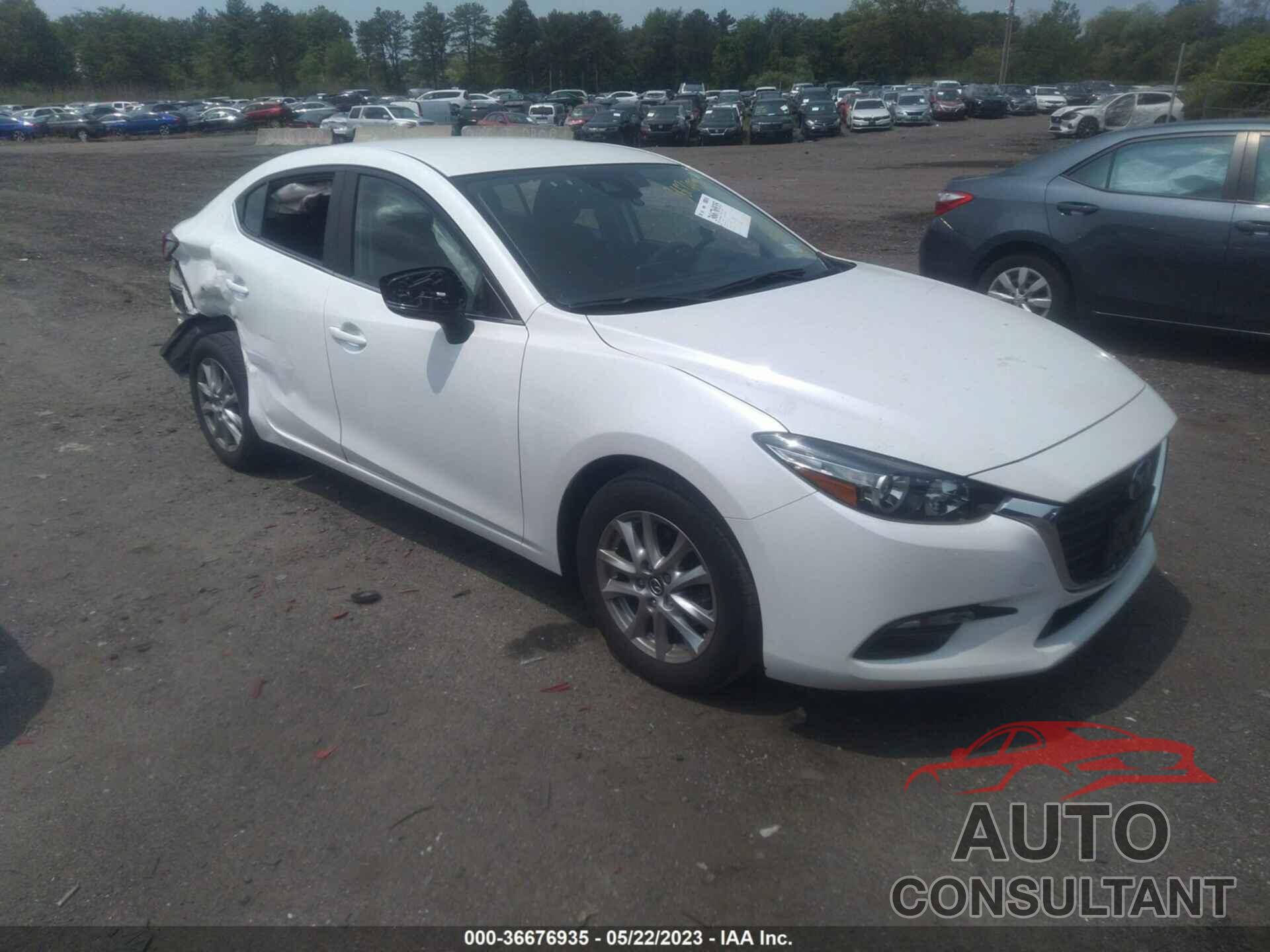 MAZDA MAZDA3 4-DOOR 2018 - 3MZBN1U75JM177081