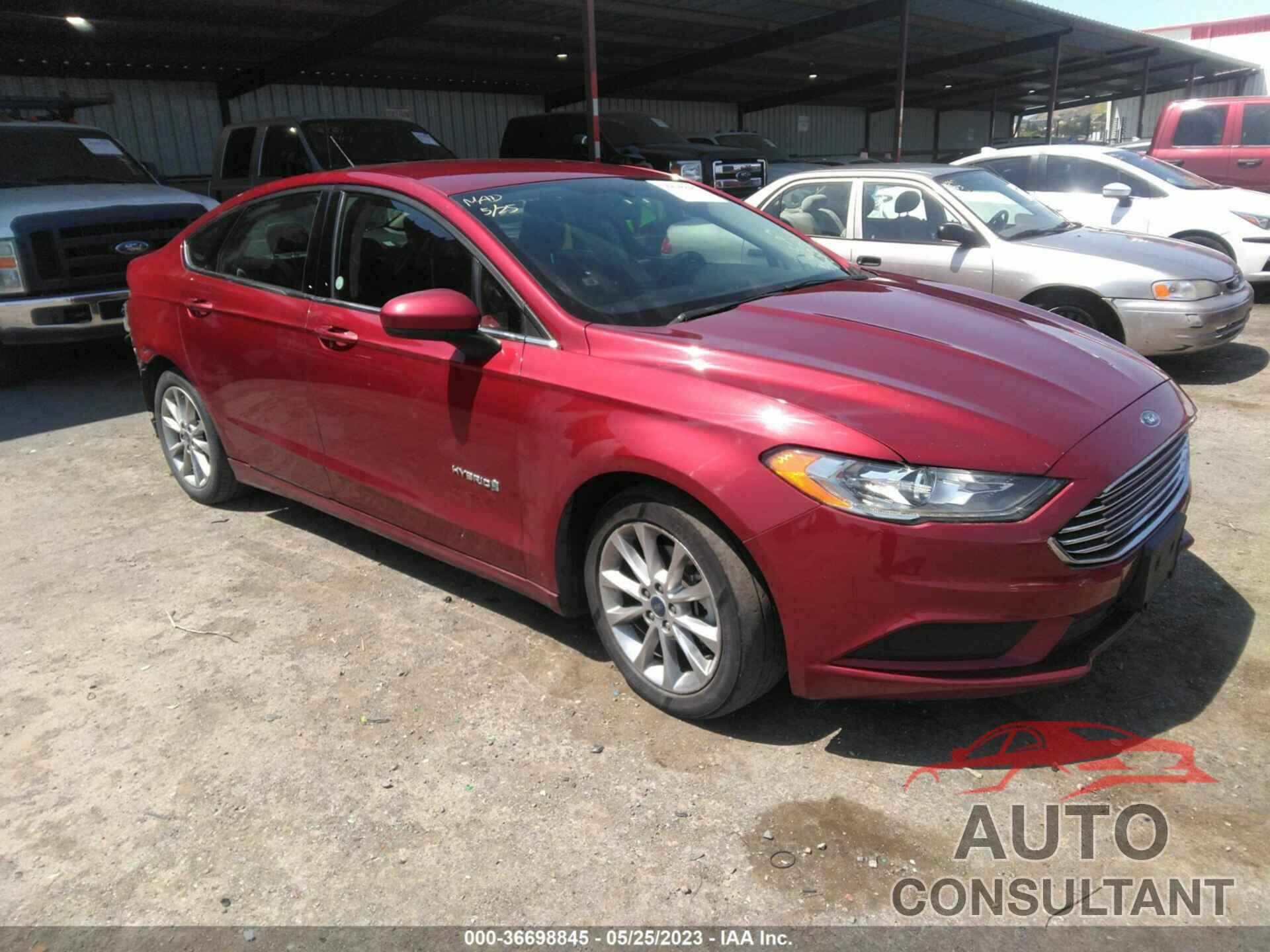FORD FUSION 2017 - 3FA6P0LUXHR238556