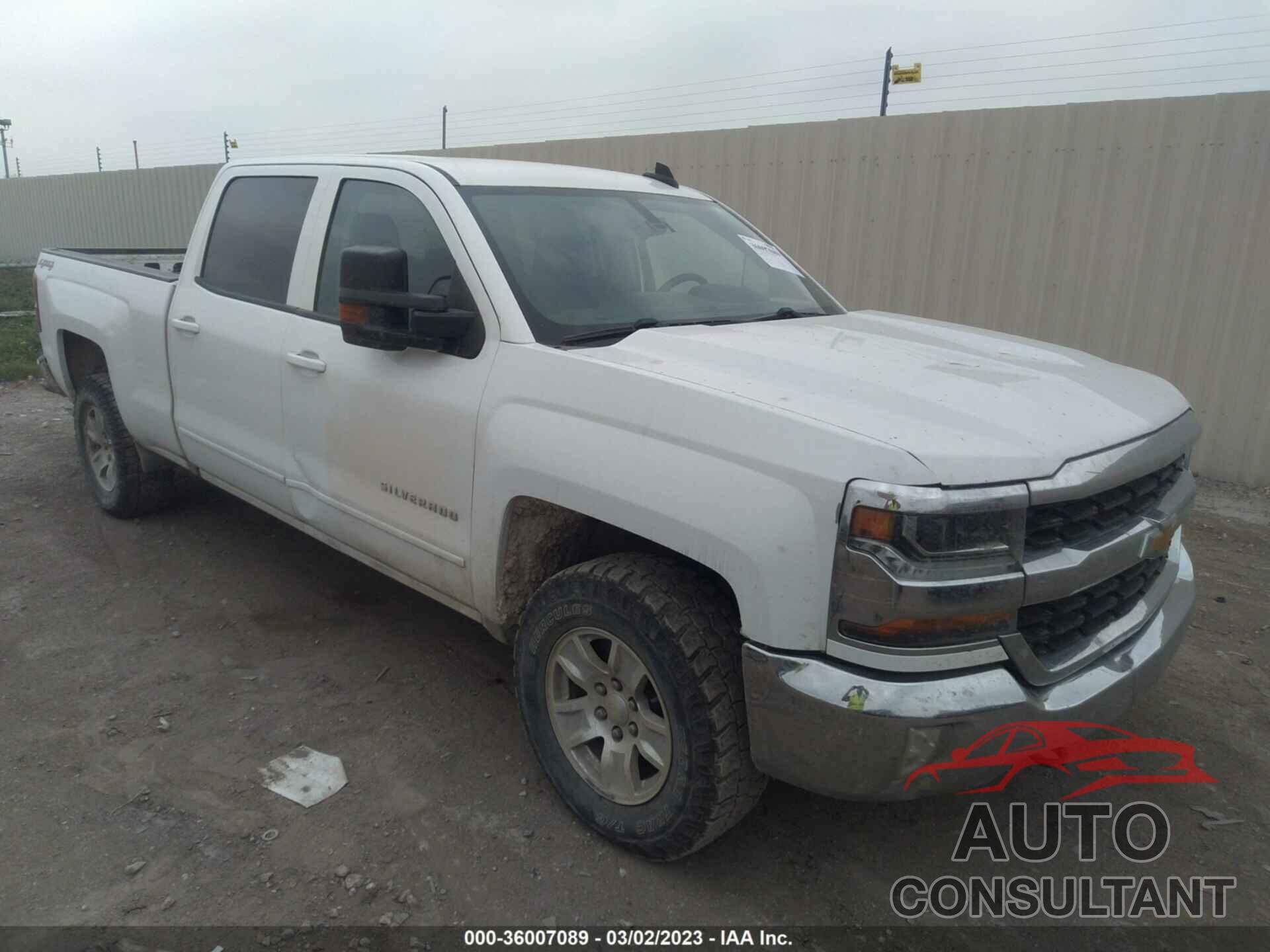 CHEVROLET SILVERADO 1500 2018 - 3GCUKREC5JG306157
