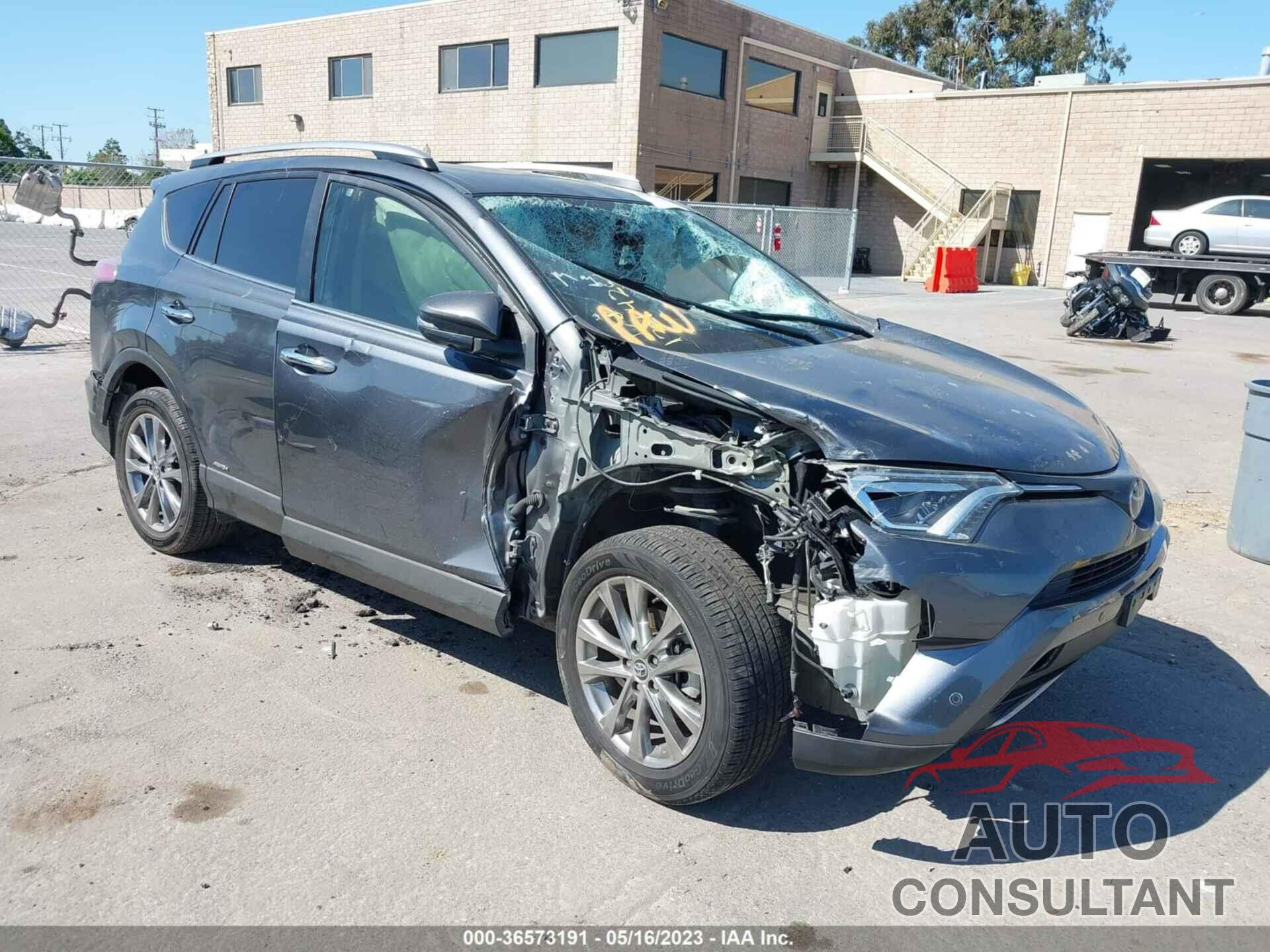 TOYOTA RAV4 2018 - JTMDJREV1JD210236