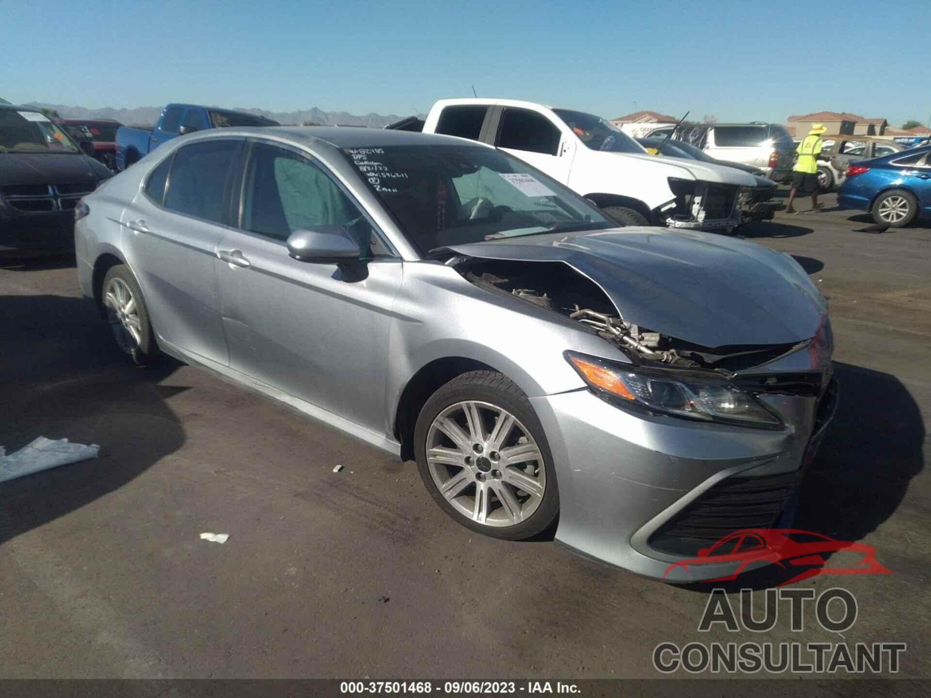TOYOTA CAMRY 2021 - 4T1C11AK6MU596211
