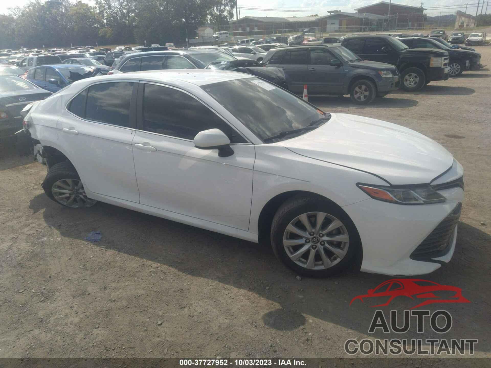 TOYOTA CAMRY 2019 - 4T1B11HK0KU786679