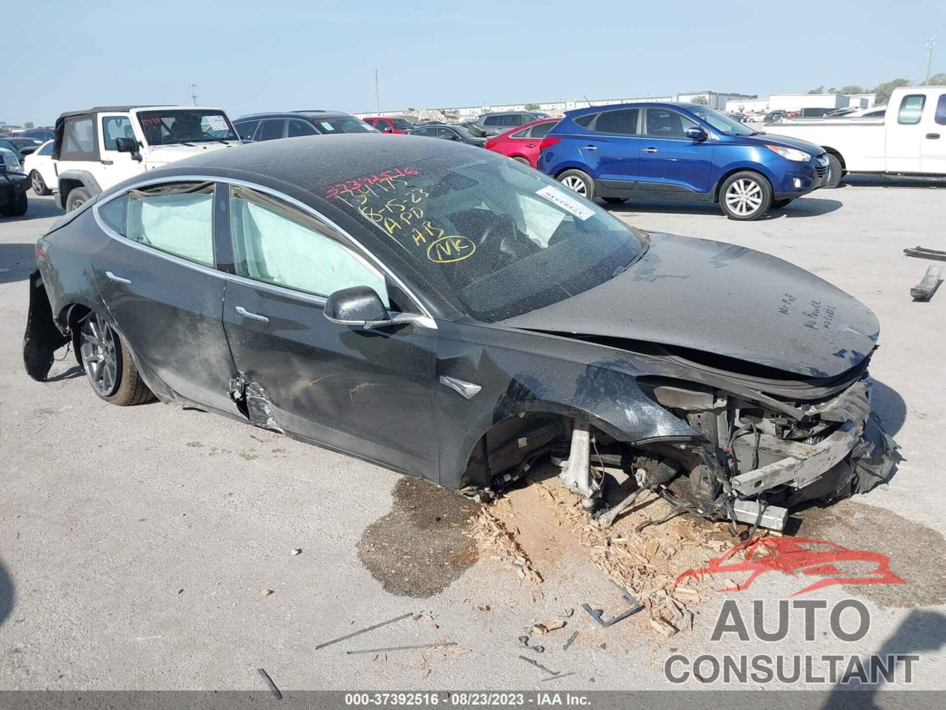 TESLA MODEL 3 2020 - 5YJ3E1EB7LF663134