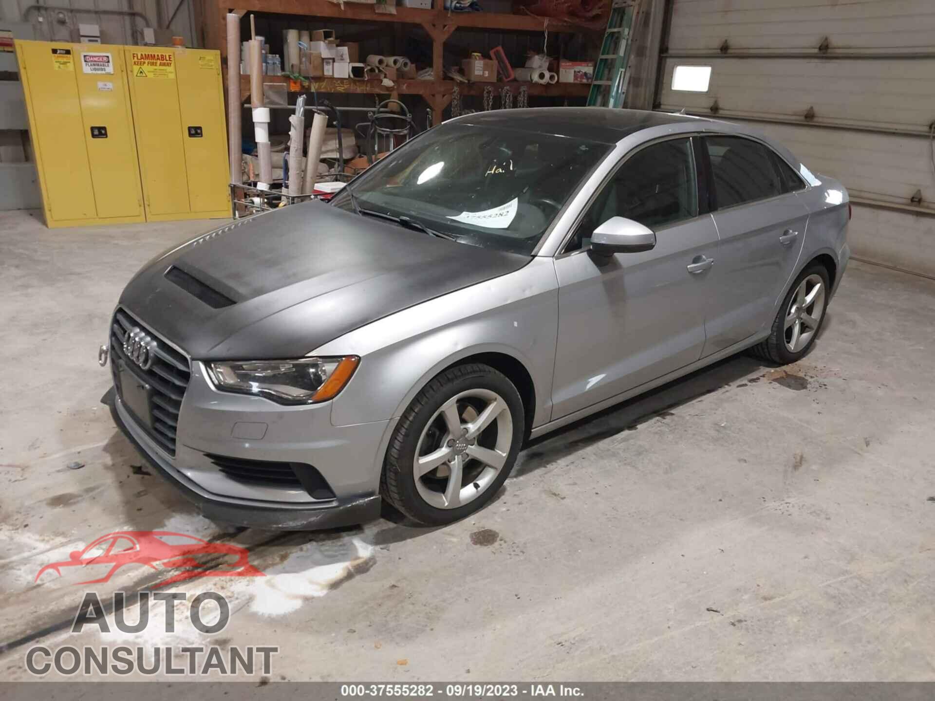 AUDI A3 2015 - WAUBFGFF0F1101454